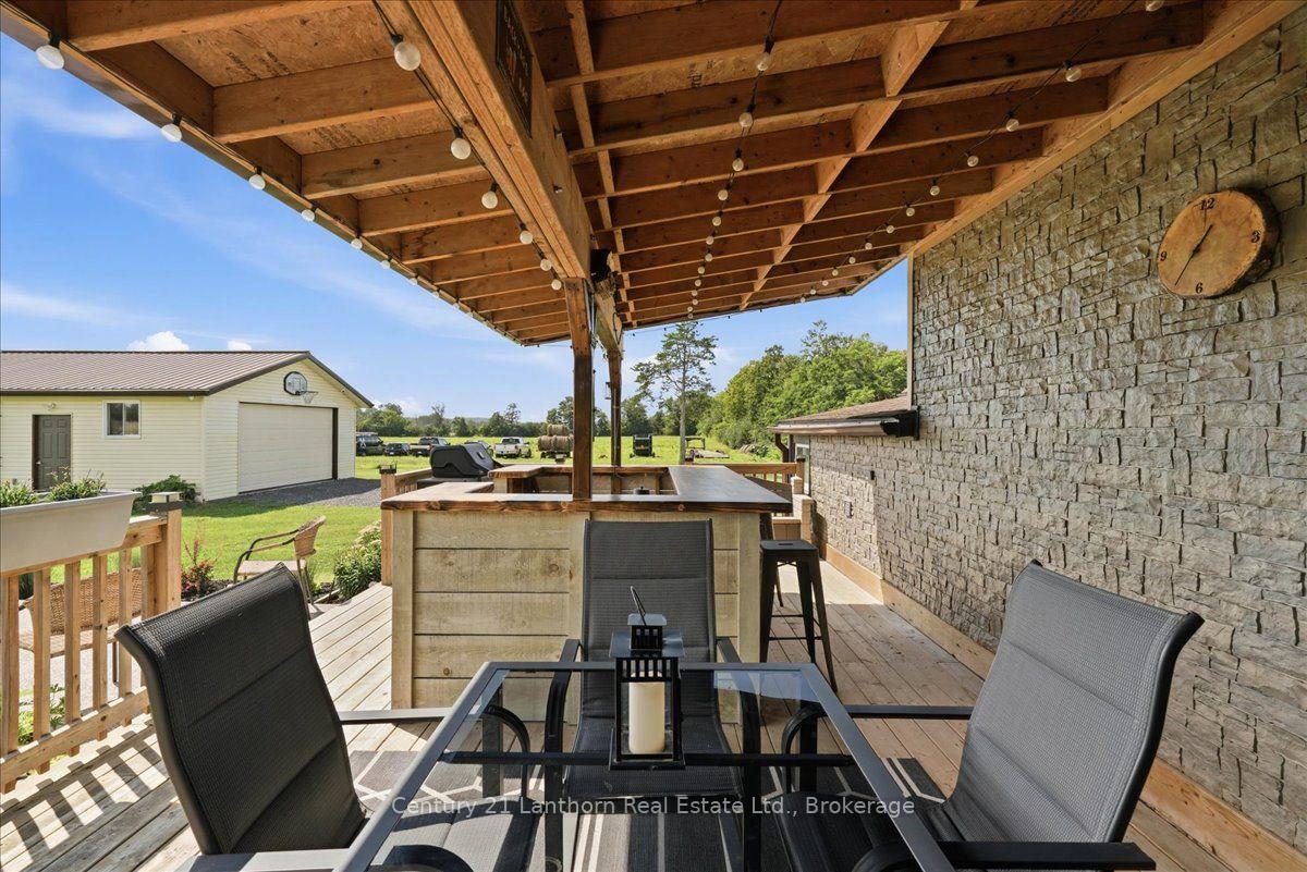 Photo 33 of 1039 Christian Road, Prince Edward County, Hillier Ward — HOMEH