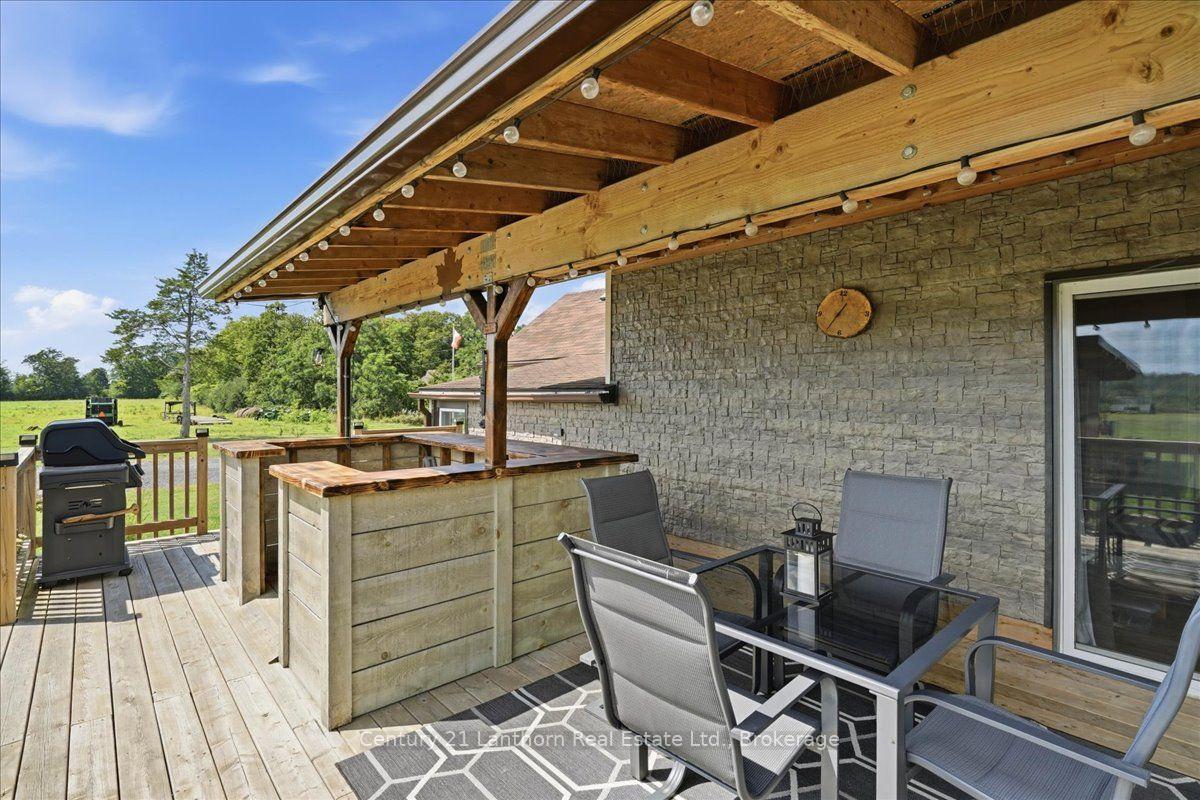 Photo 34 of 1039 Christian Road, Prince Edward County, Hillier Ward — HOMEH