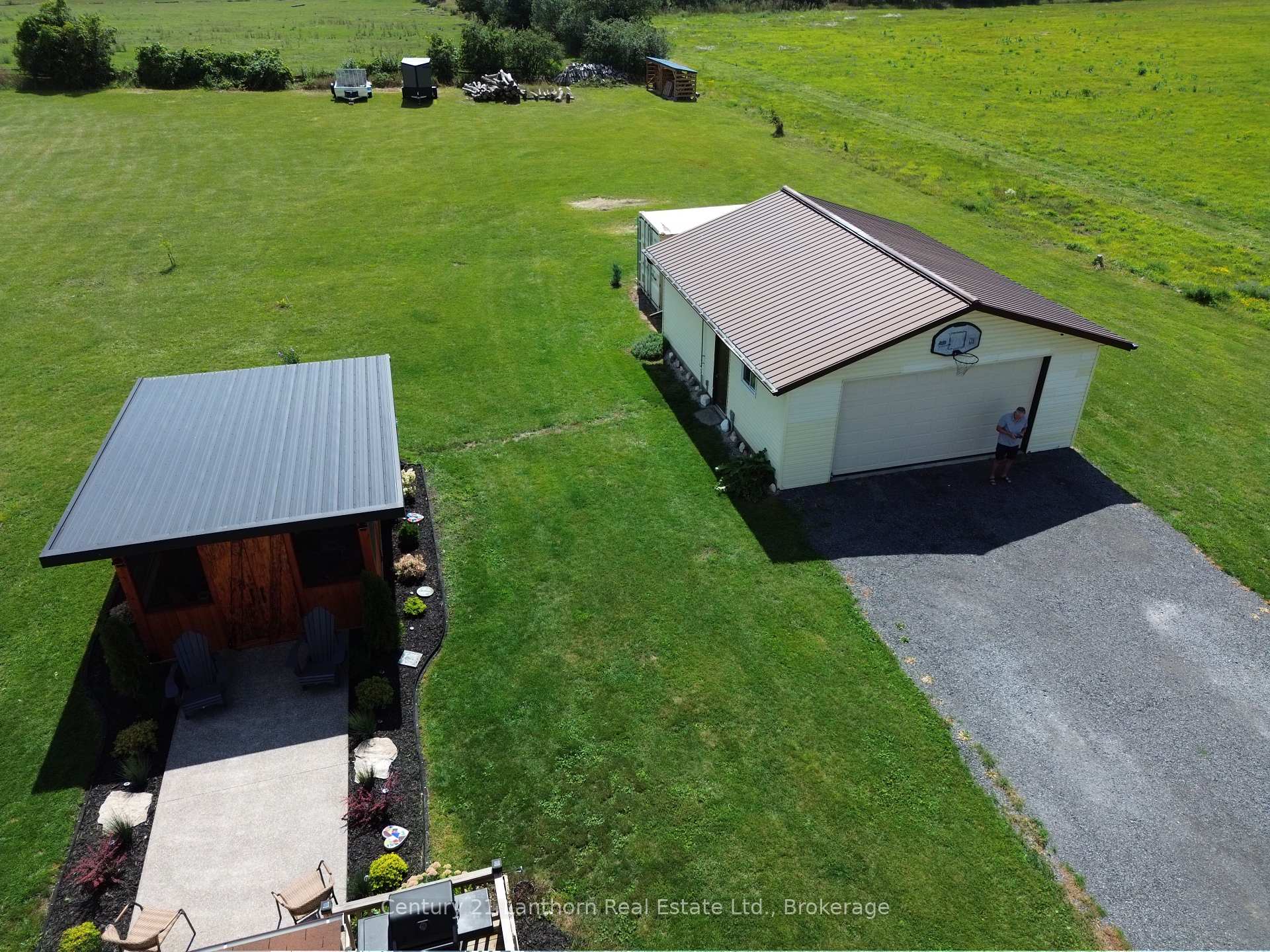 Photo 44 of 1039 Christian Road, Prince Edward County, Hillier Ward — HOMEH