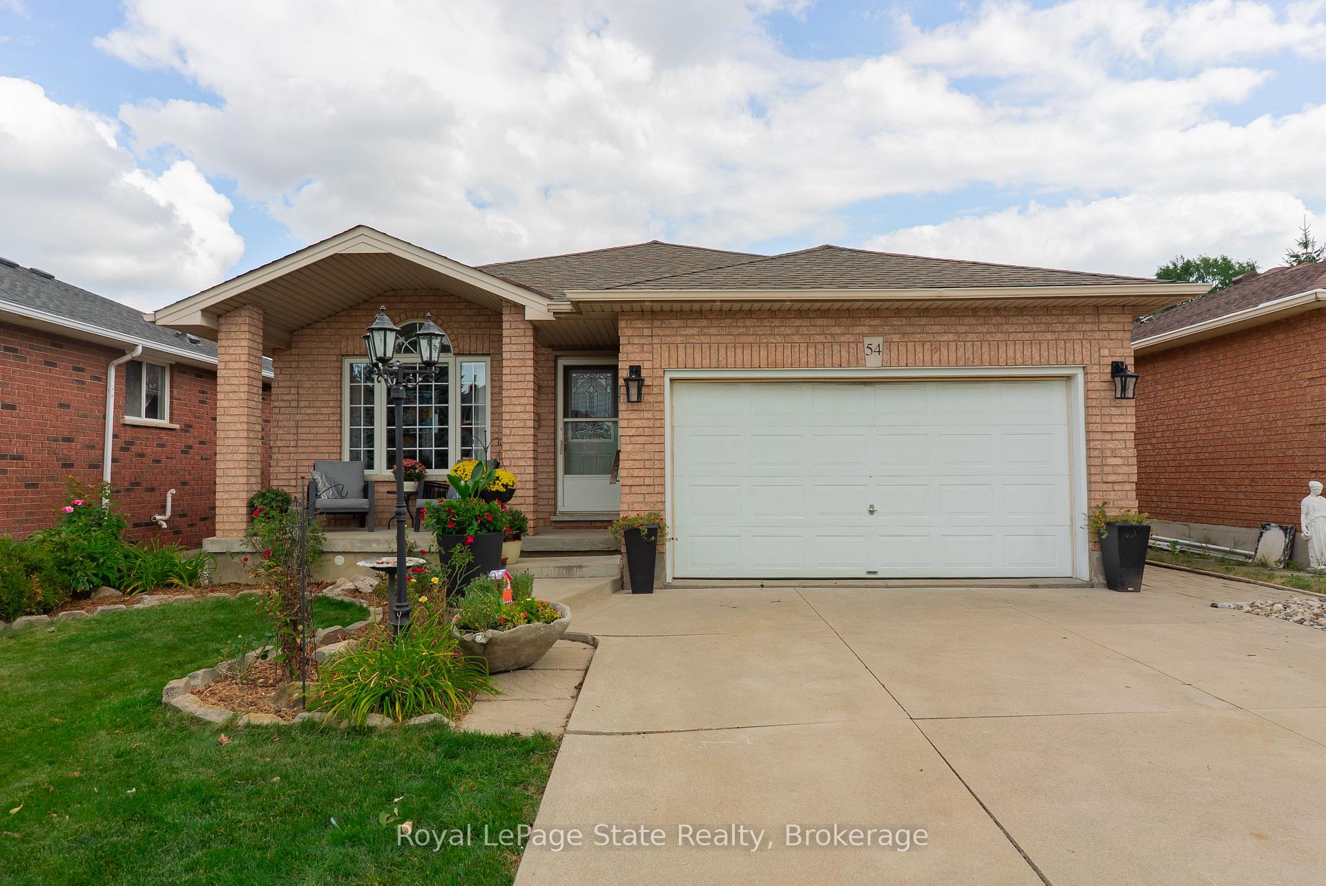Photo 1 of 54 Republic Avenue, Hamilton, Barnstown — HOMEH