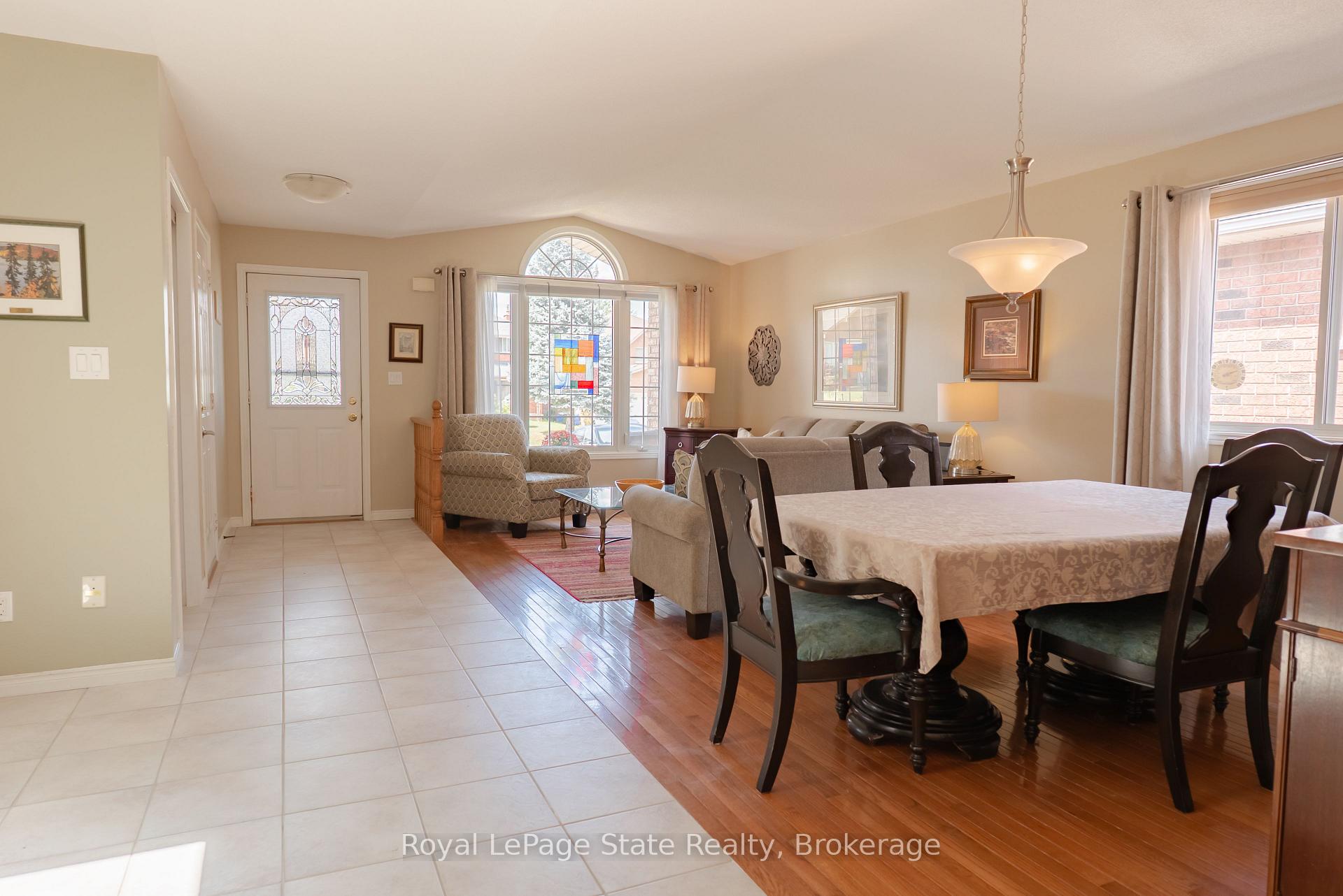Photo 6 of 54 Republic Avenue, Hamilton, Barnstown — HOMEH