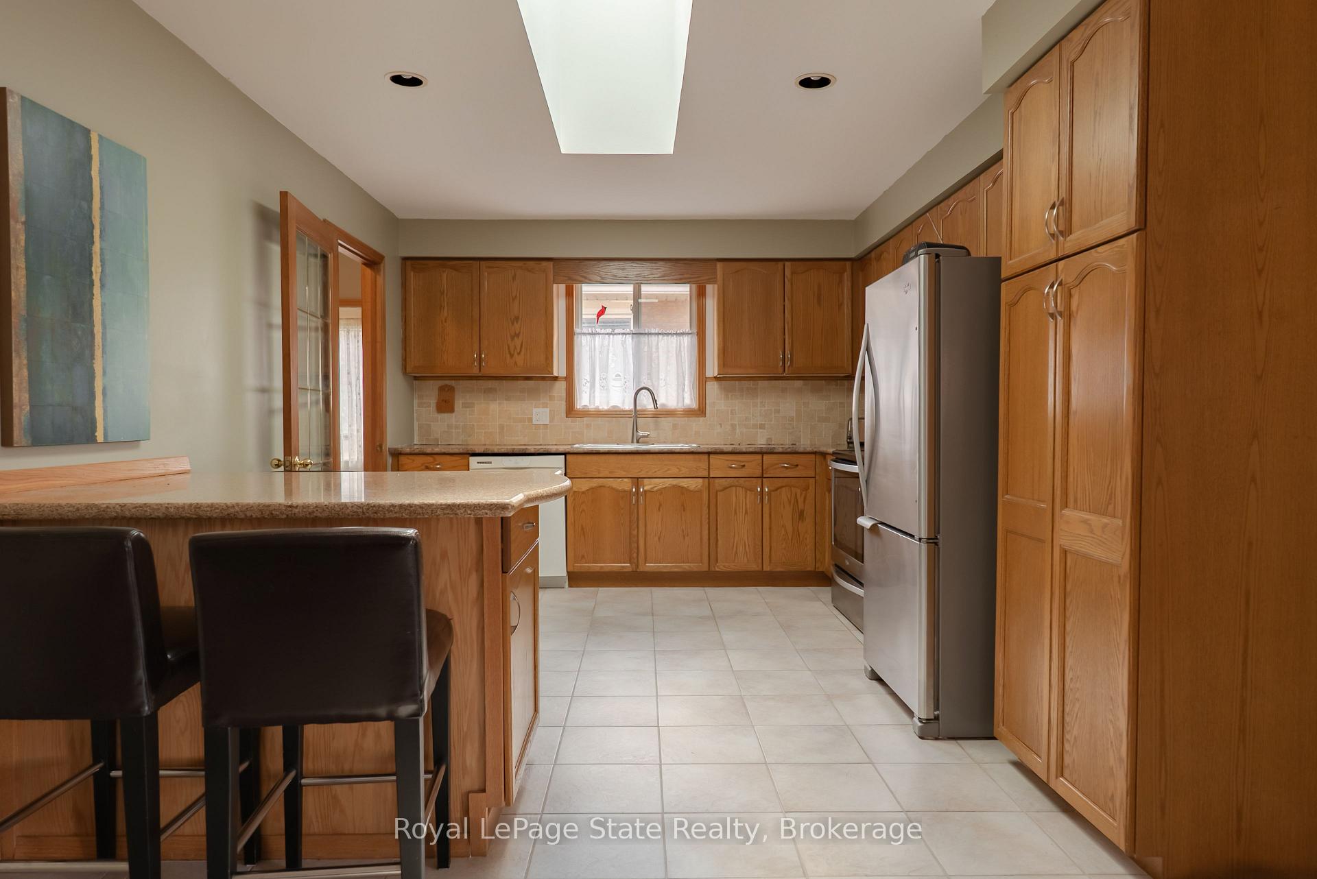 Photo 7 of 54 Republic Avenue, Hamilton, Barnstown — HOMEH