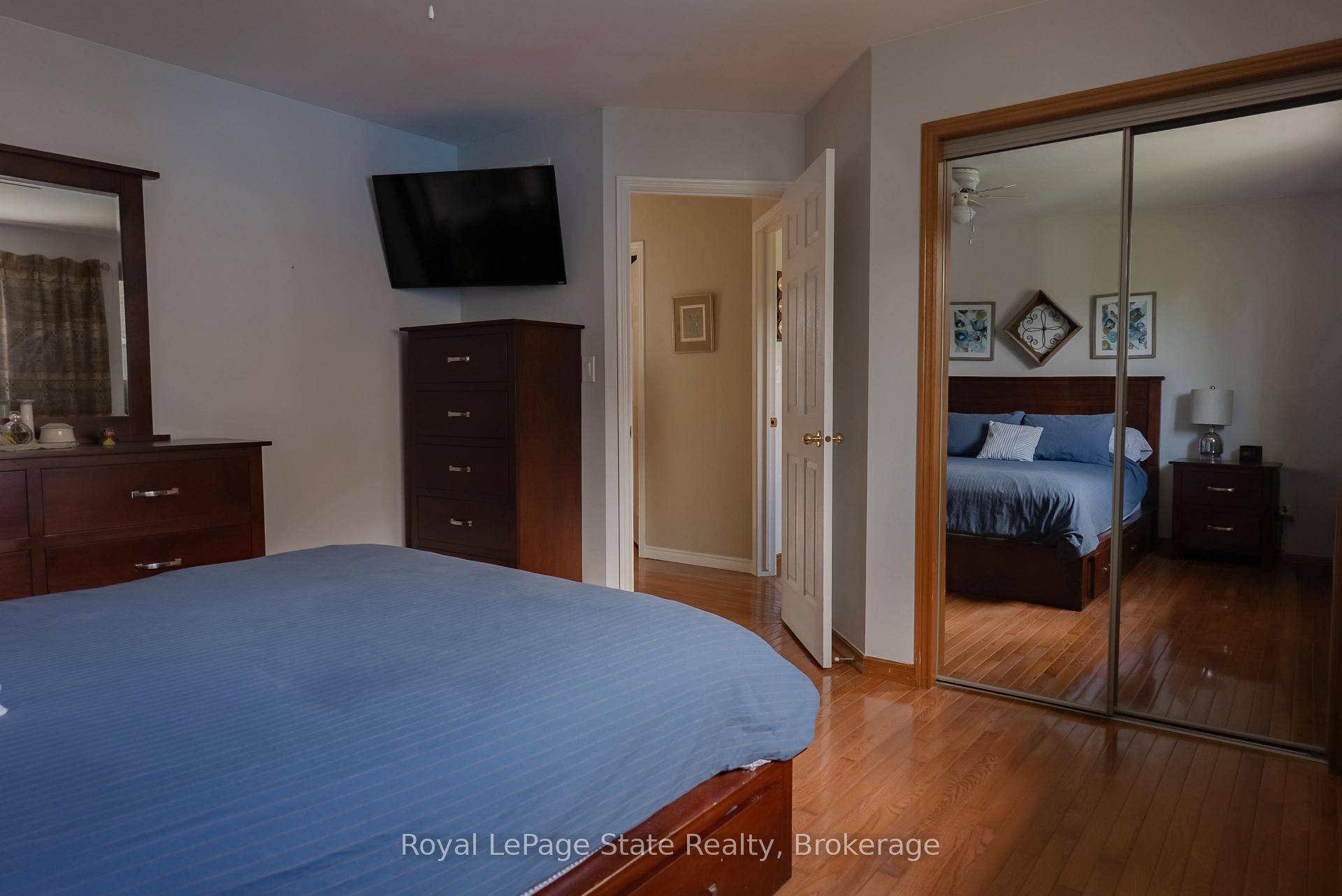 Photo 11 of 54 Republic Avenue, Hamilton, Barnstown — HOMEH