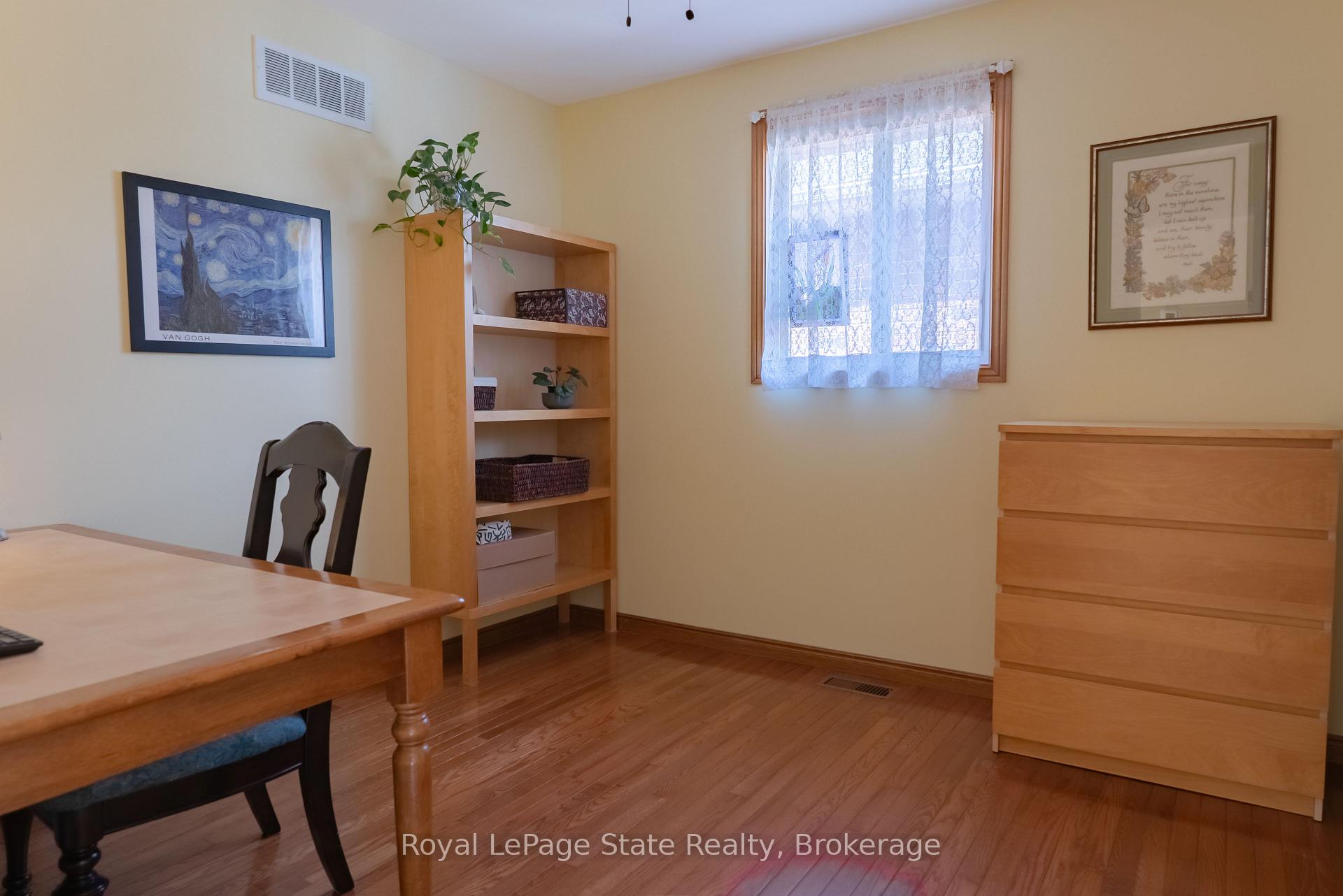 Photo 13 of 54 Republic Avenue, Hamilton, Barnstown — HOMEH