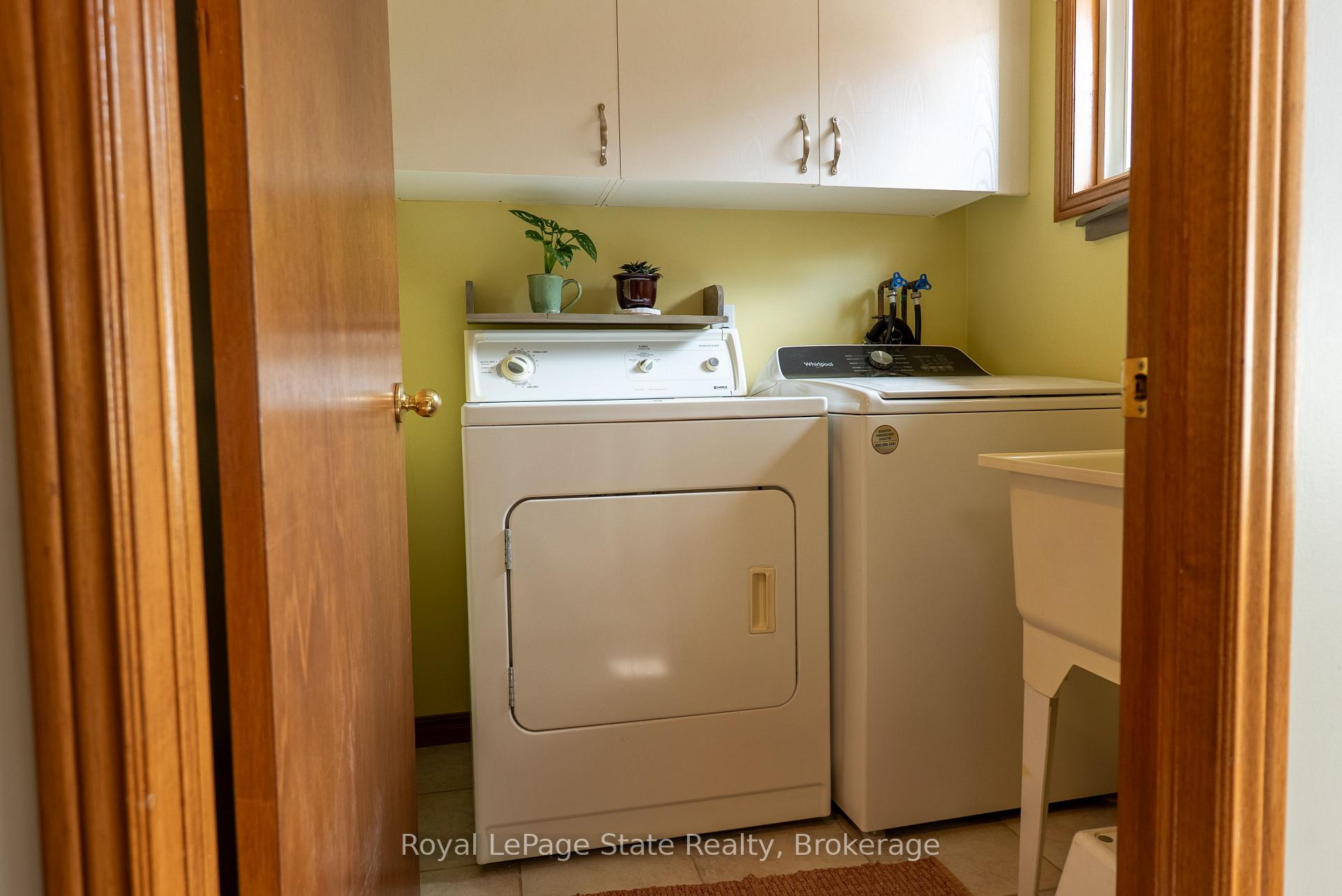 Photo 15 of 54 Republic Avenue, Hamilton, Barnstown — HOMEH