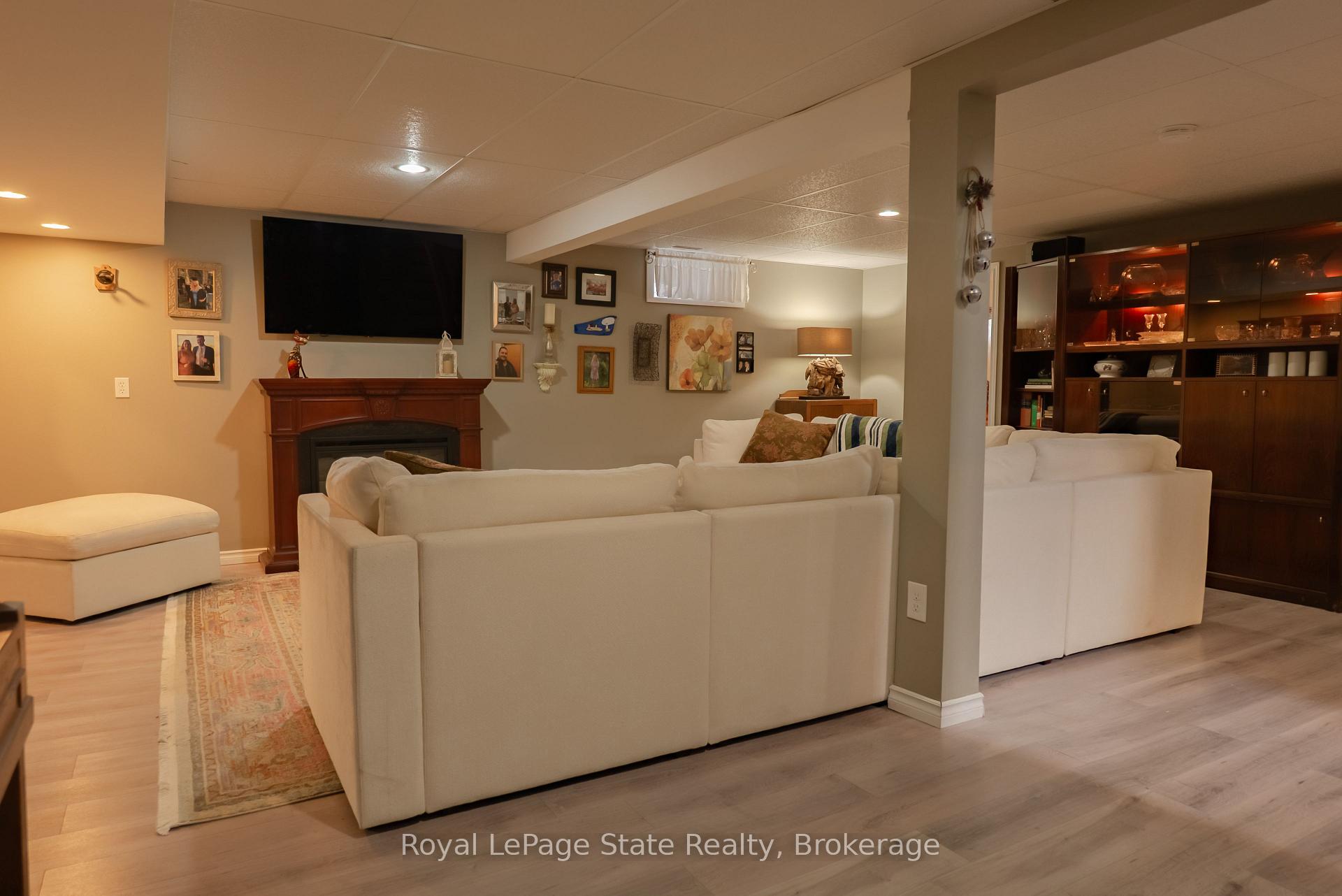 Photo 17 of 54 Republic Avenue, Hamilton, Barnstown — HOMEH