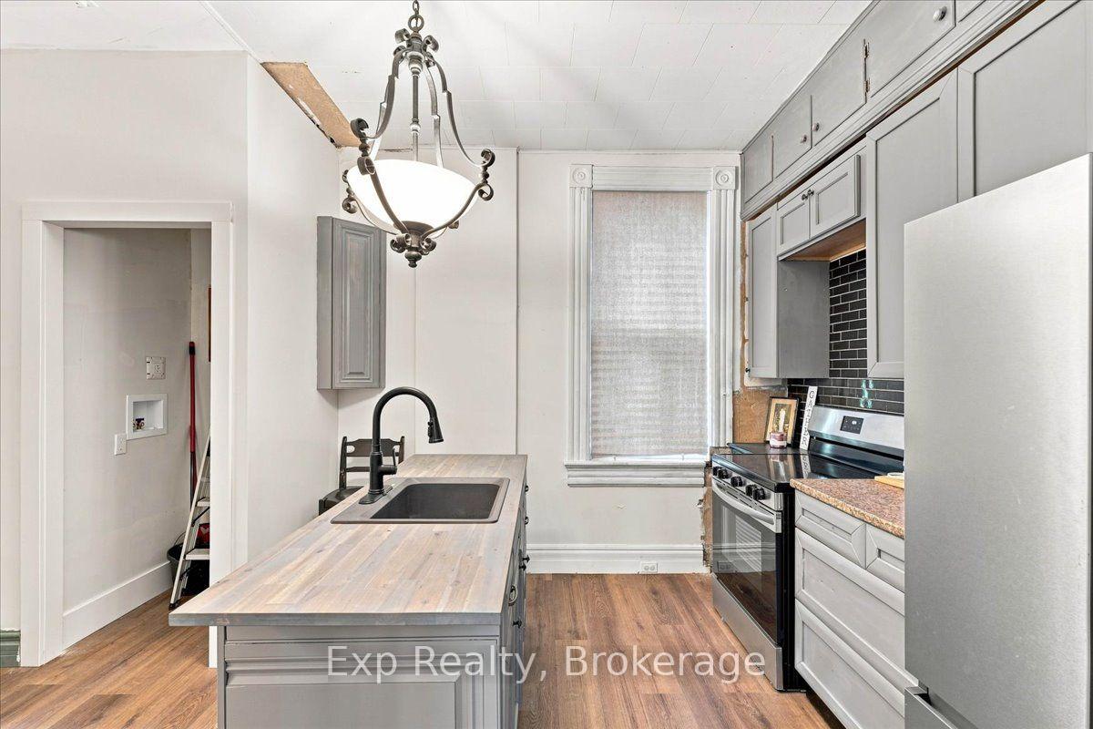 Photo 9 of 143 Edward Street, Stirling-Rawdon, Stirling Ward — HOMEH