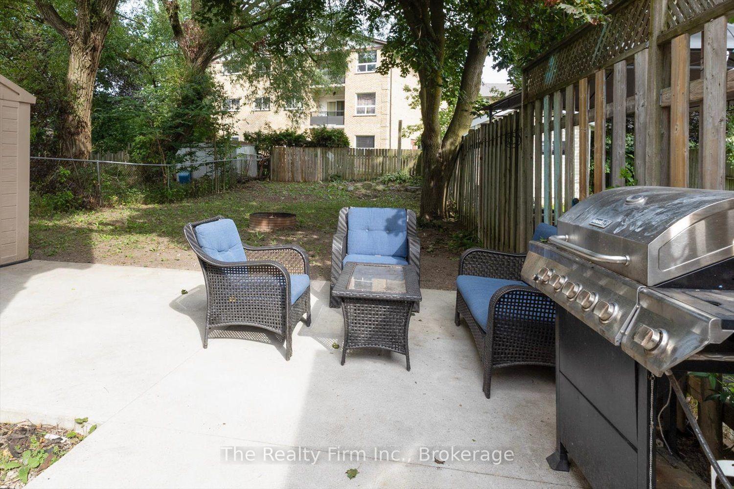 Photo 24 of 28 Nethercott Drive, Stratford — HOMEH