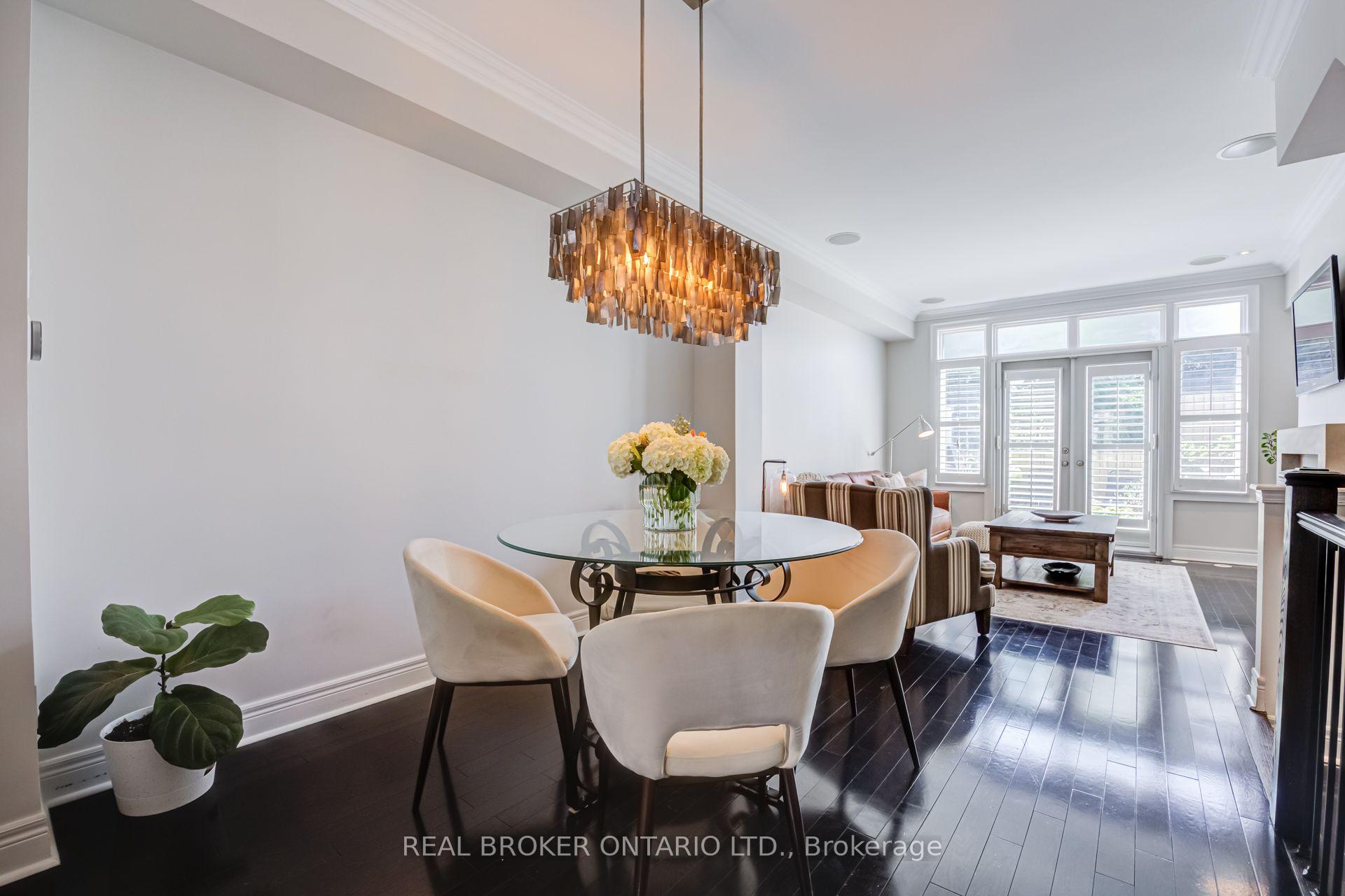 Photo 5 of 39 Ruby Lang Lane, Etobicoke, Mimico — HOMEH