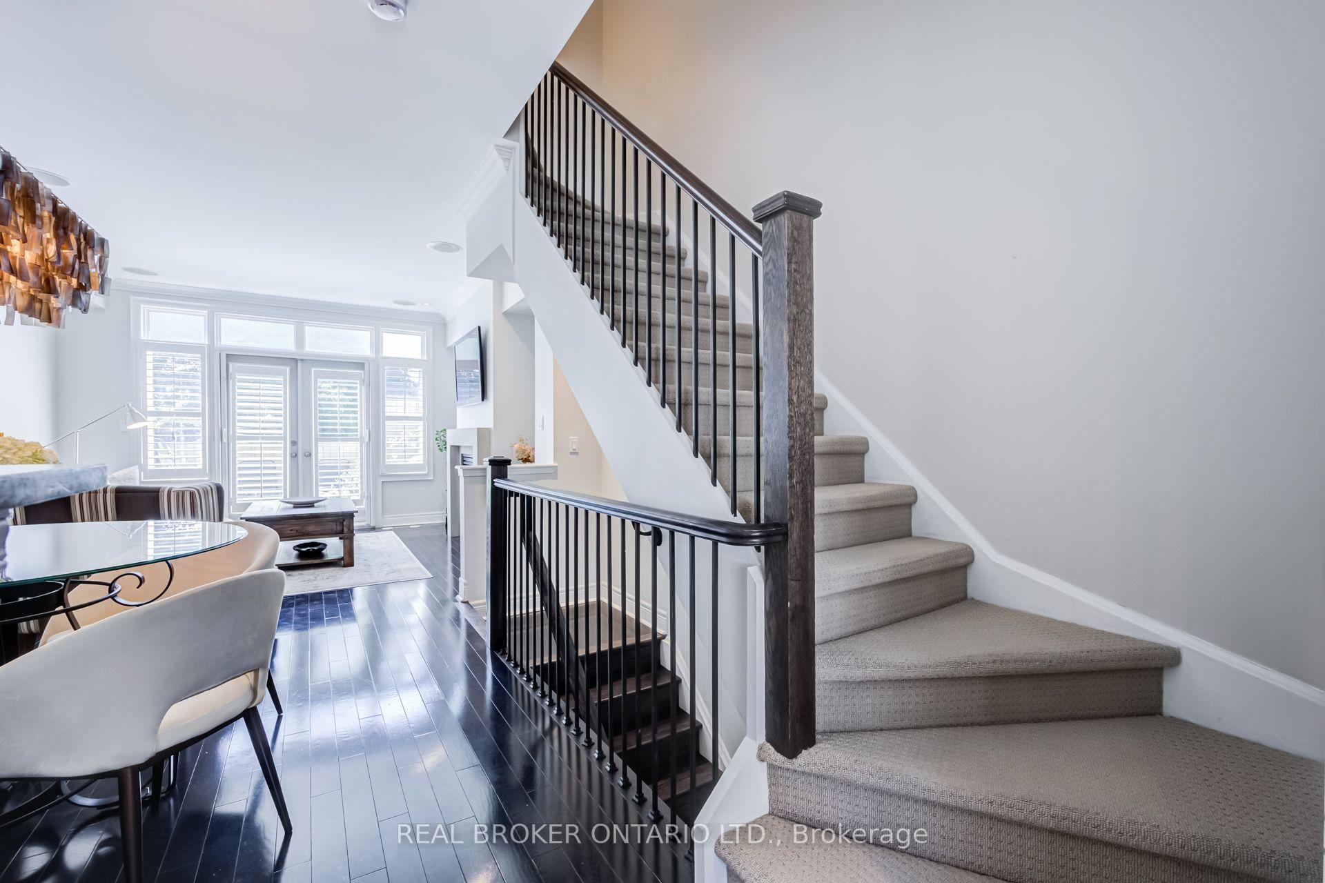 Photo 10 of 39 Ruby Lang Lane, Etobicoke, Mimico — HOMEH
