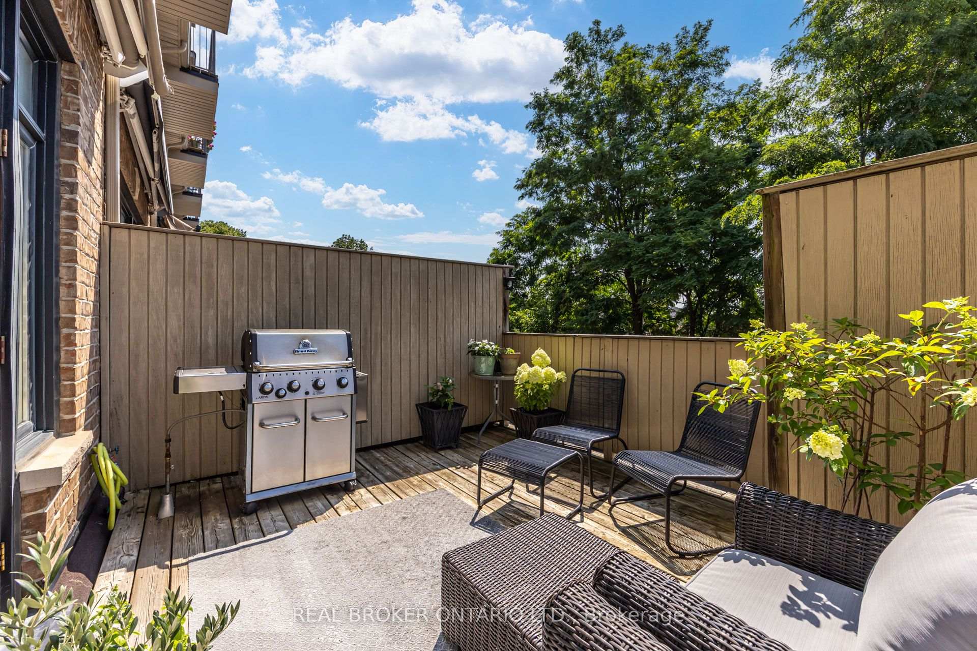 Photo 11 of 39 Ruby Lang Lane, Etobicoke, Mimico — HOMEH