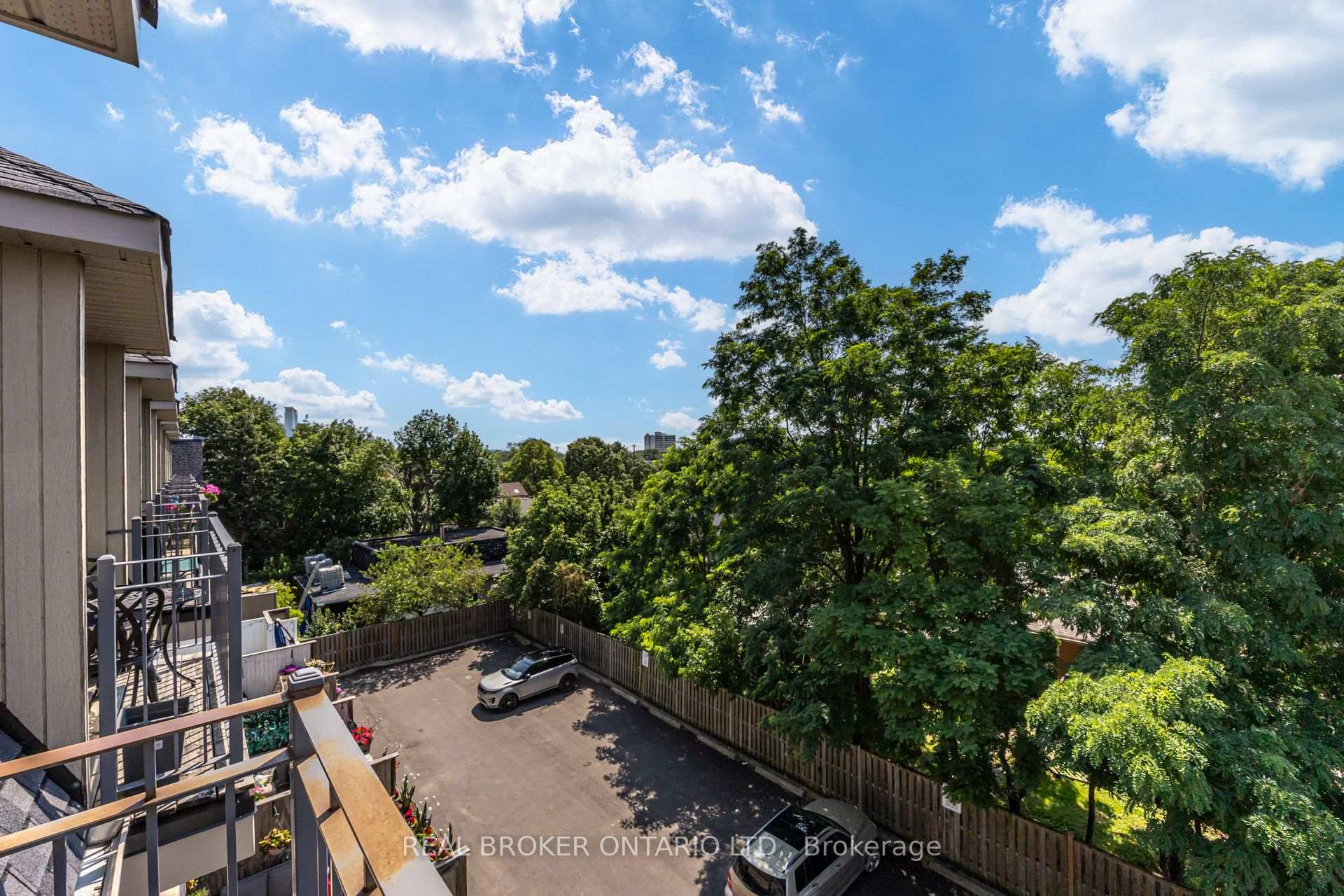 Photo 13 of 39 Ruby Lang Lane, Etobicoke, Mimico — HOMEH