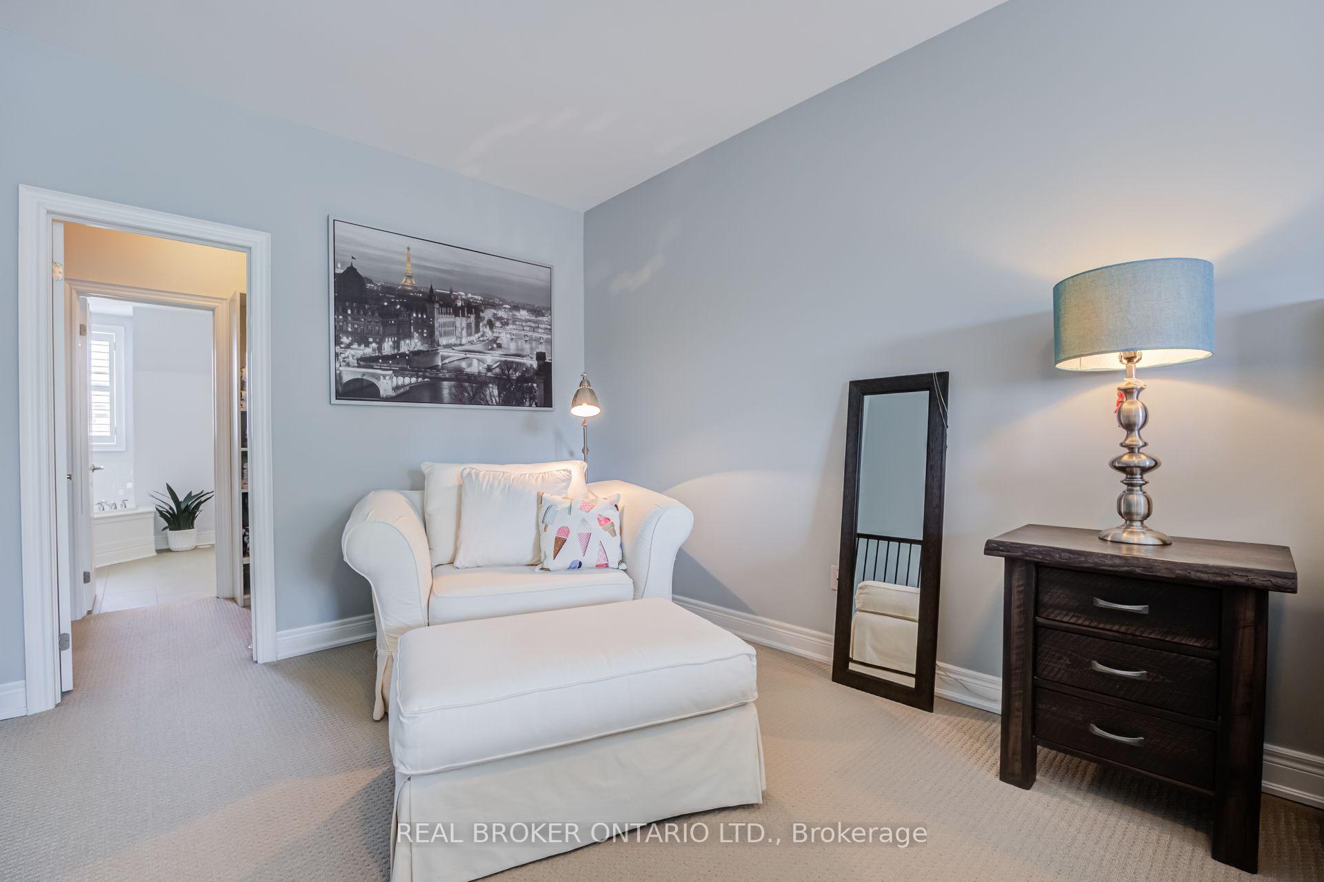 Photo 16 of 39 Ruby Lang Lane, Etobicoke, Mimico — HOMEH