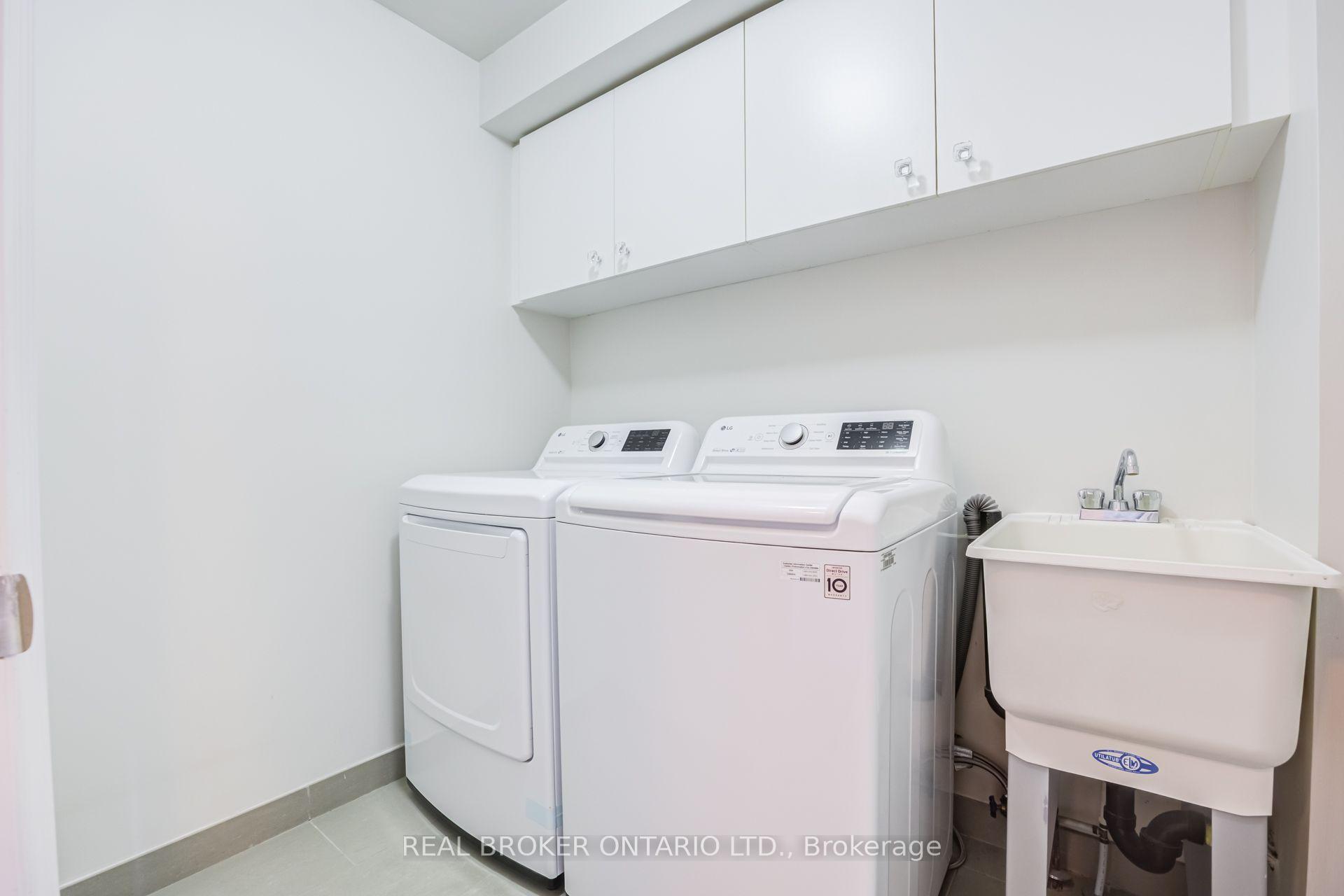 Photo 23 of 39 Ruby Lang Lane, Etobicoke, Mimico — HOMEH