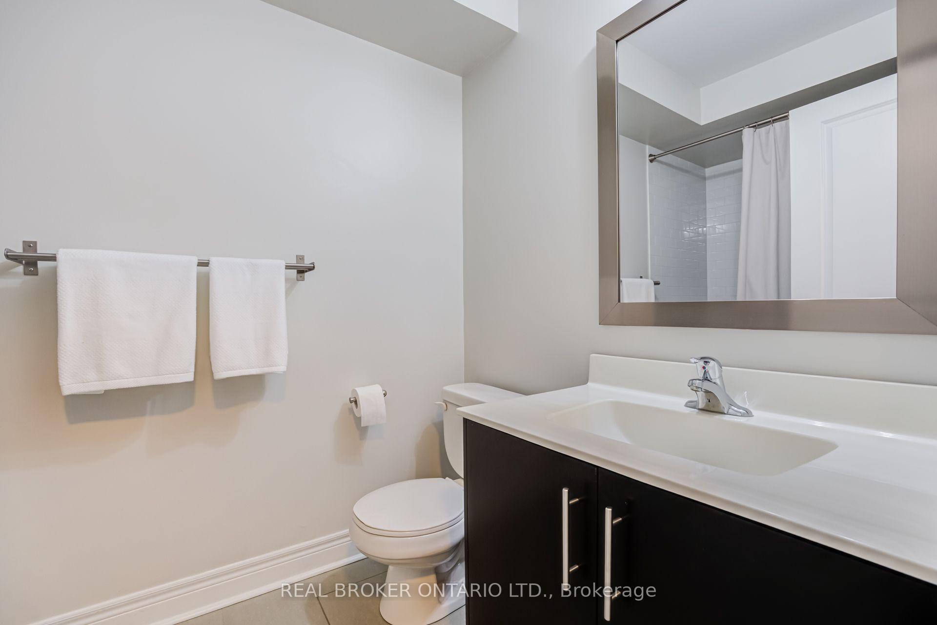 Photo 24 of 39 Ruby Lang Lane, Etobicoke, Mimico — HOMEH