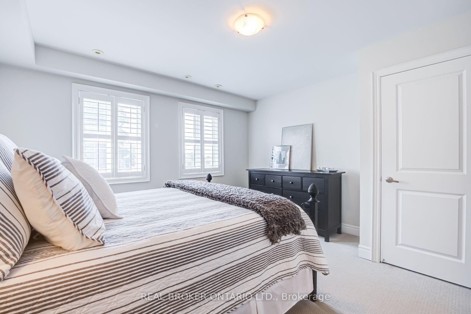Photo 25 of 39 Ruby Lang Lane, Etobicoke, Mimico — HOMEH