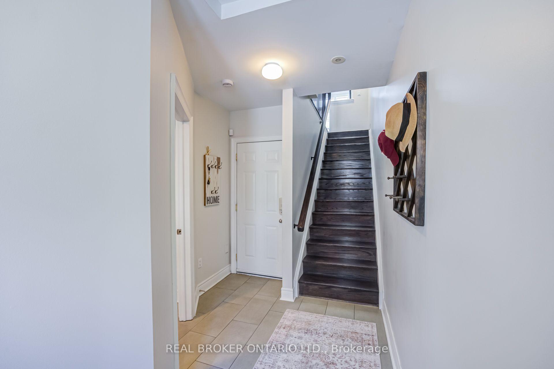 Photo 27 of 39 Ruby Lang Lane, Etobicoke, Mimico — HOMEH