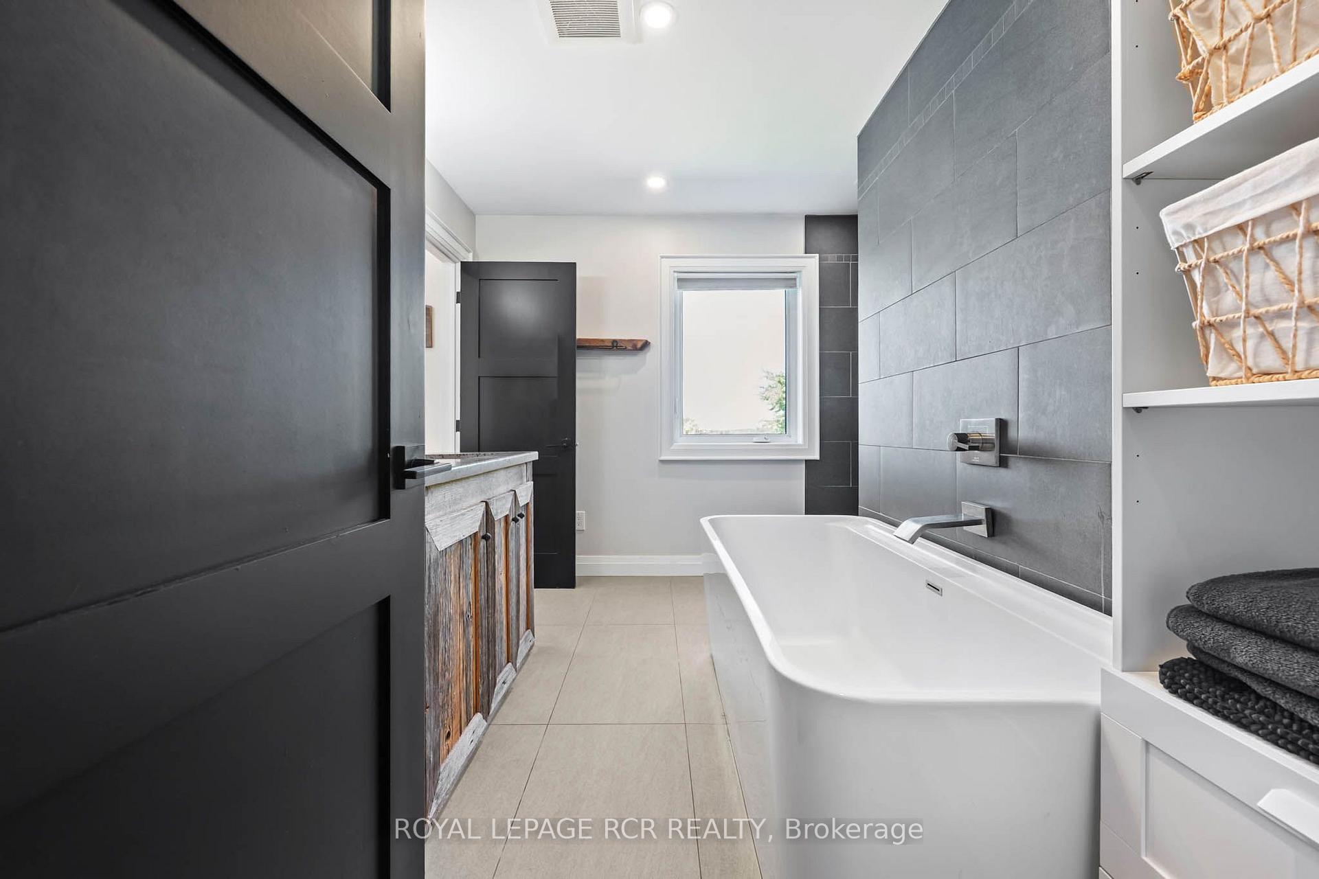 Photo 35 of 253247 9th Line, Amaranth, Rural Amaranth — HOMEH