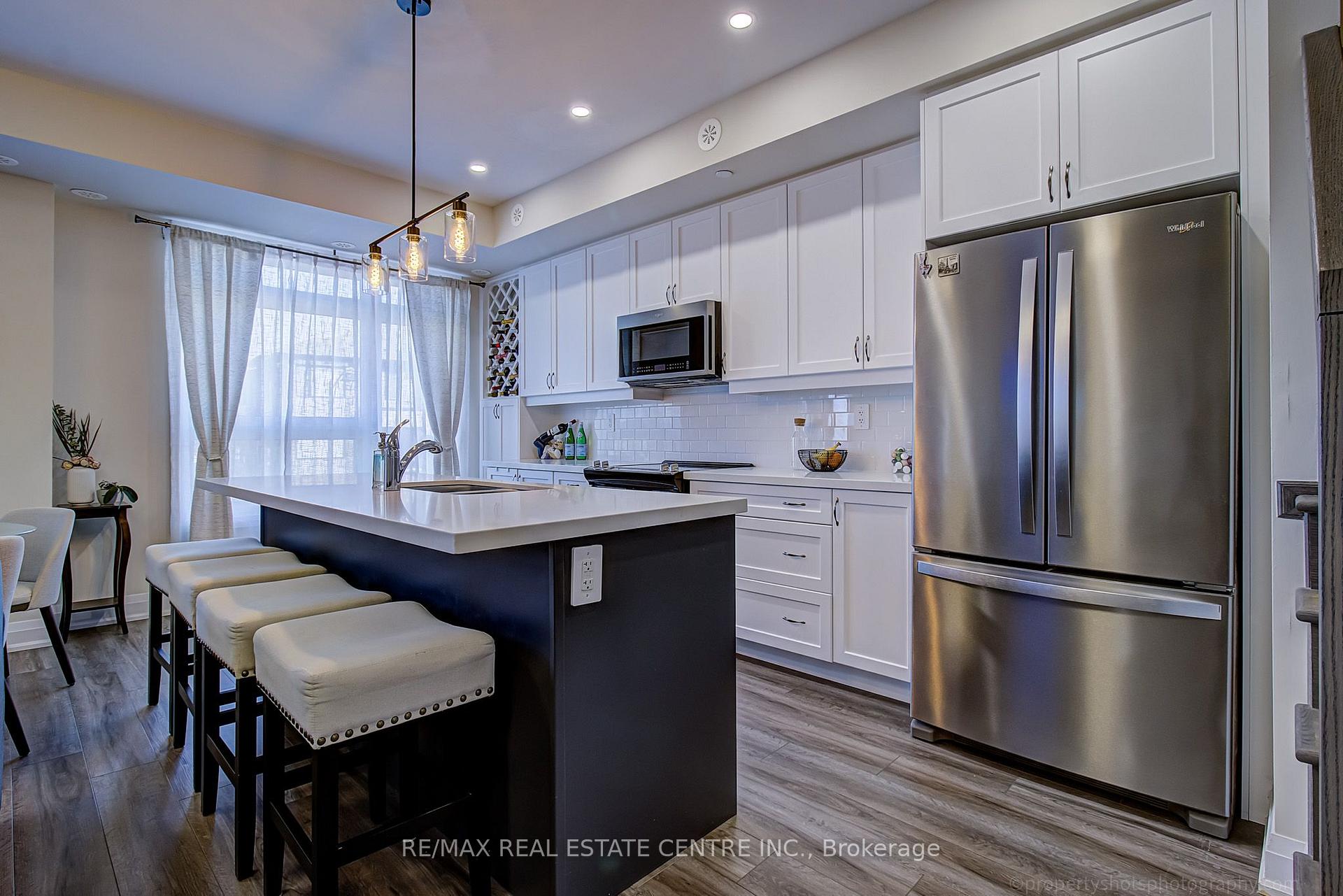 Photo 3 of Unit 116, 1569 Rose Way, Milton, Cobban — HOMEH