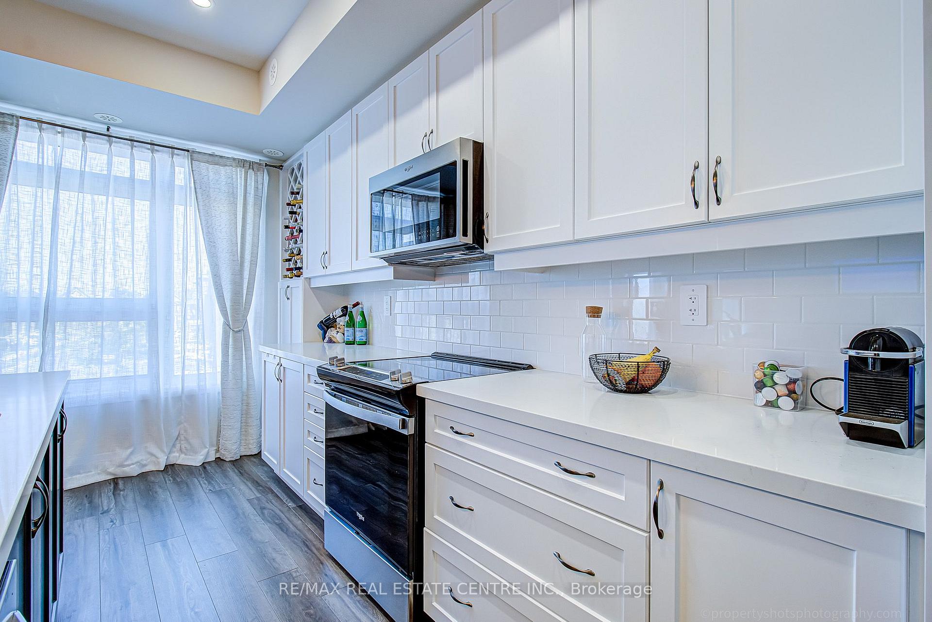 Photo 4 of Unit 116, 1569 Rose Way, Milton, Cobban — HOMEH