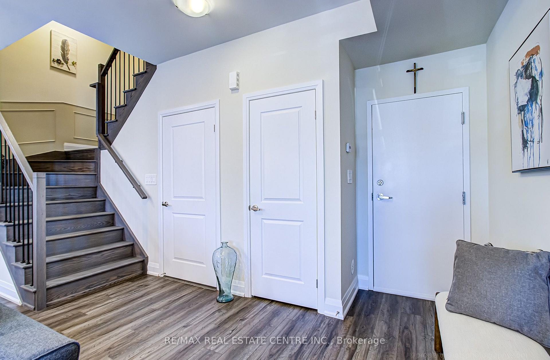 Photo 9 of Unit 116, 1569 Rose Way, Milton, Cobban — HOMEH