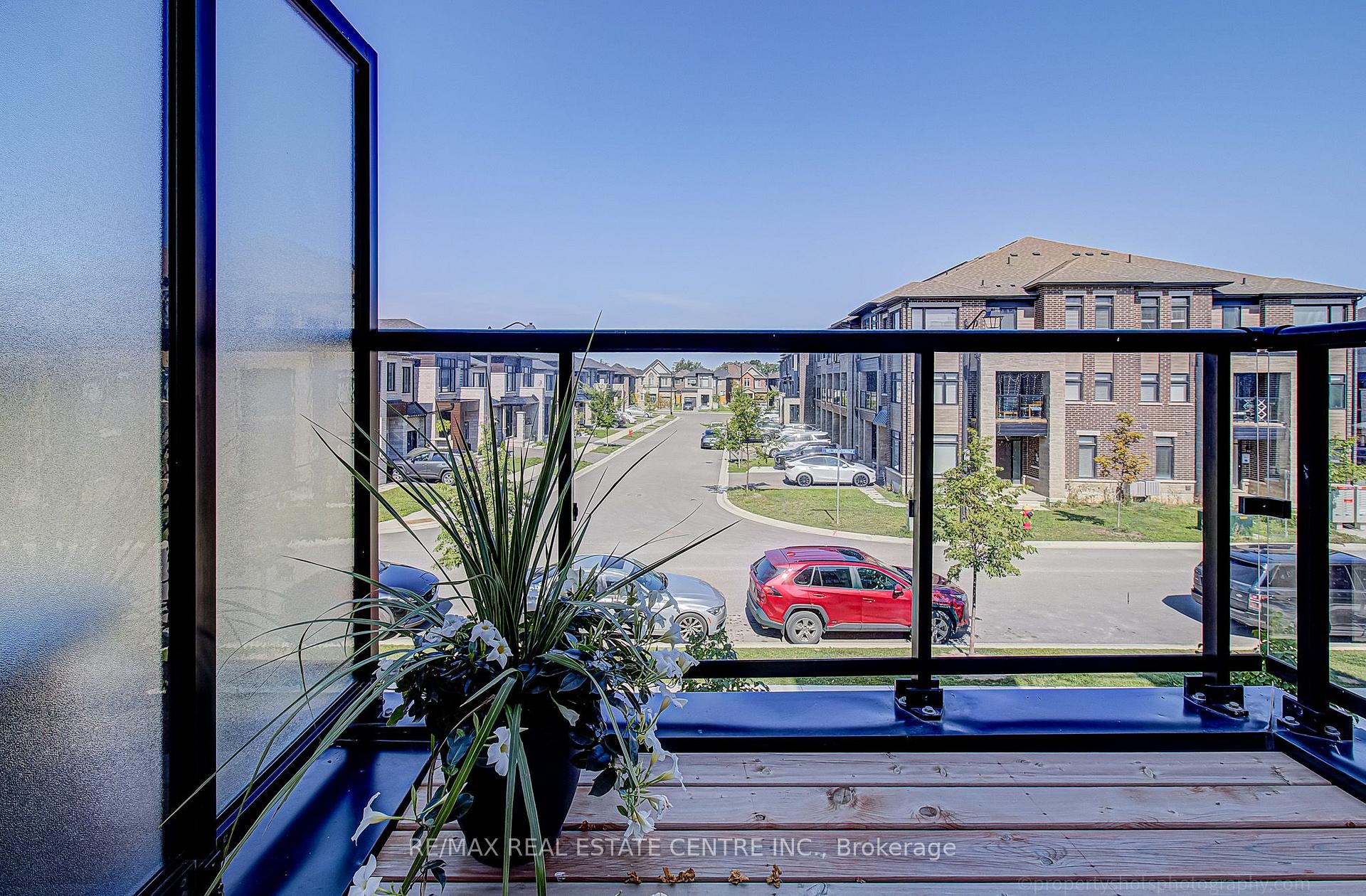 Photo 10 of Unit 116, 1569 Rose Way, Milton, Cobban — HOMEH