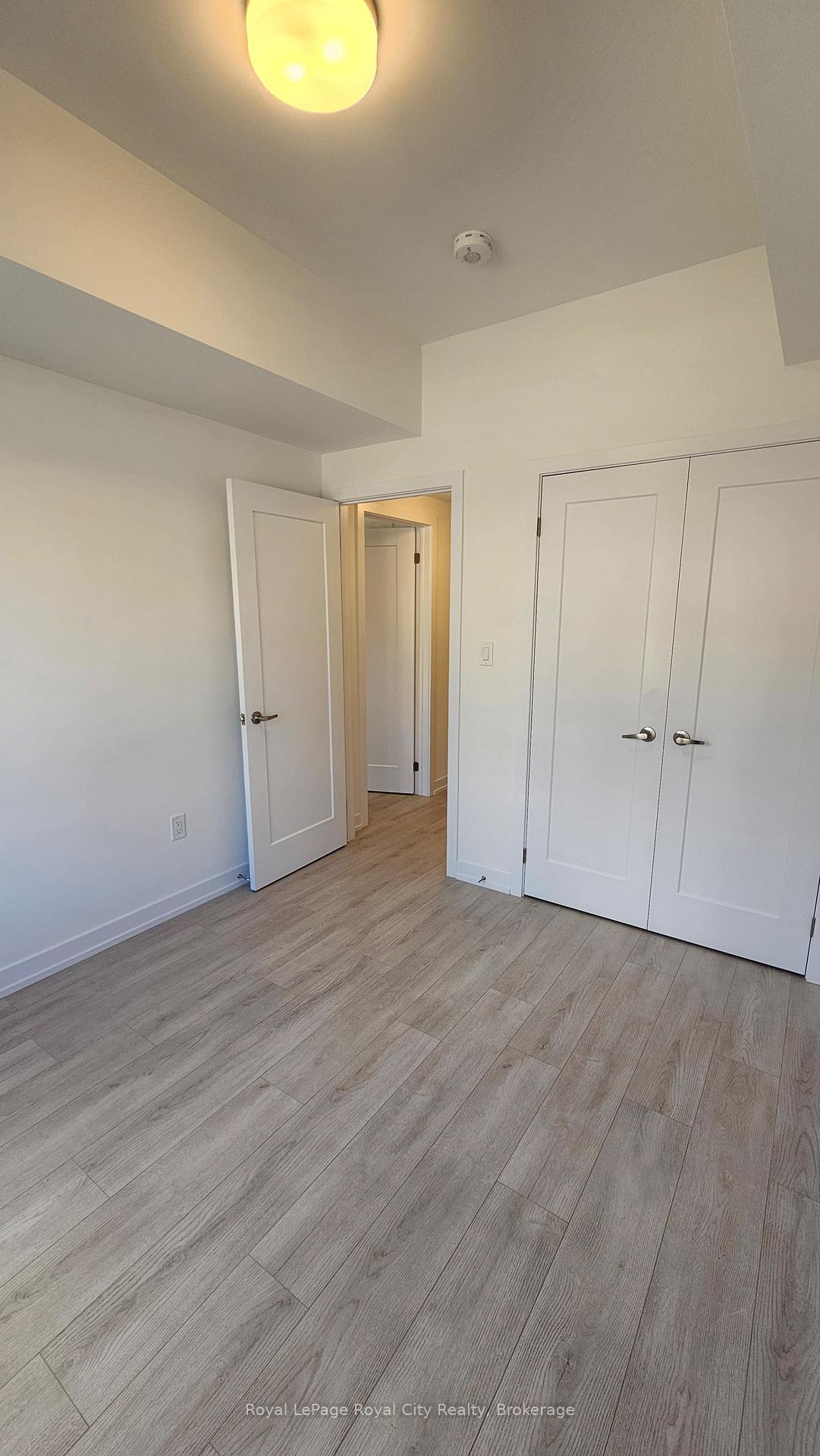 Photo 11 of Unit 64, 42 Lowes Road W, Guelph, Clairfields/Hanlon Business Park — HOMEH