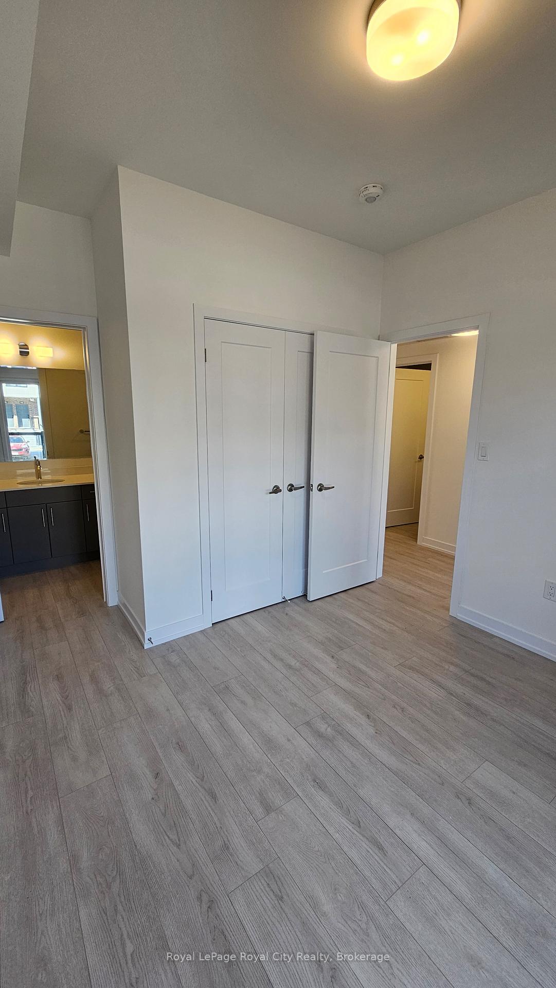 Photo 13 of Unit 64, 42 Lowes Road W, Guelph, Clairfields/Hanlon Business Park — HOMEH