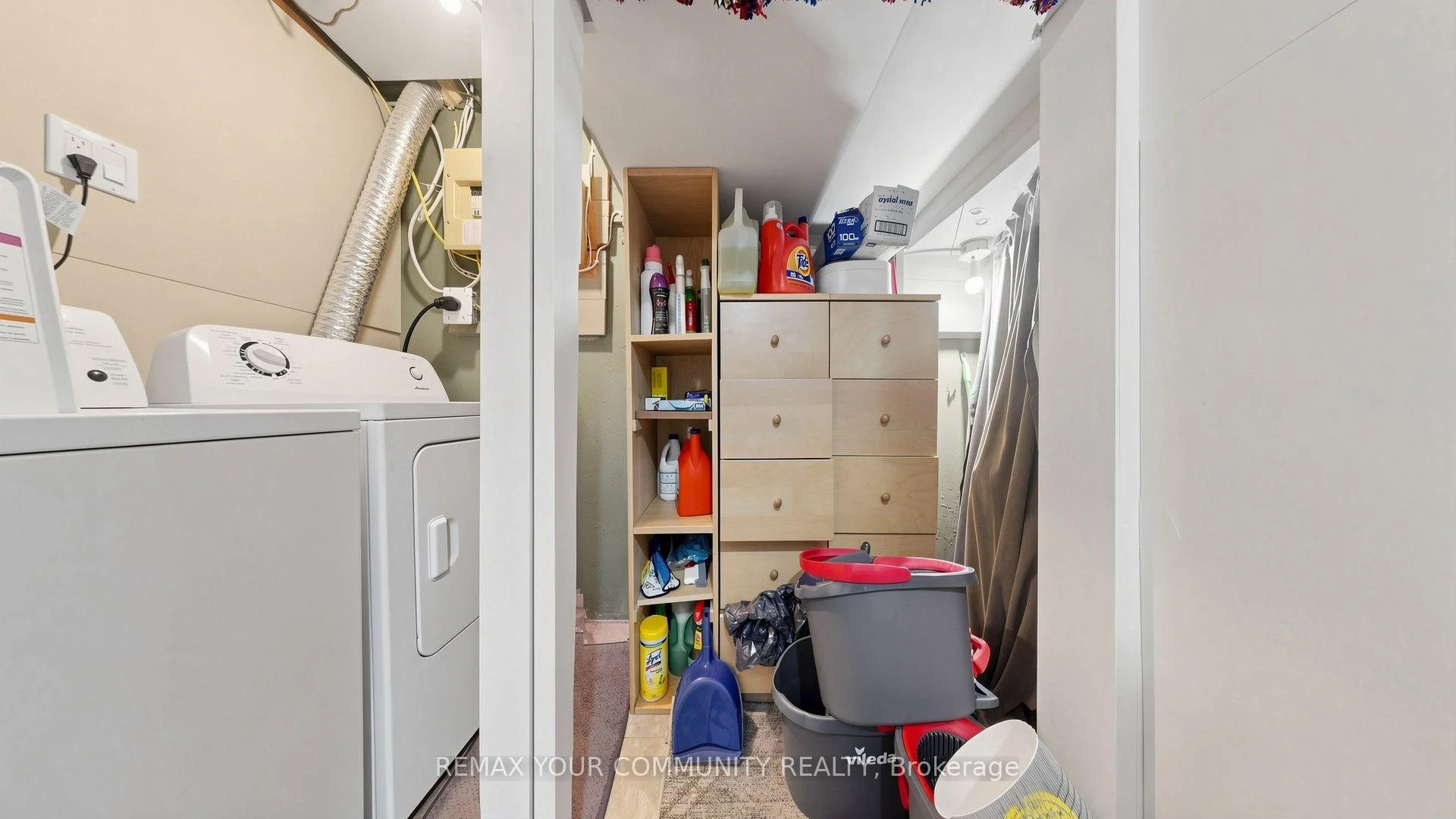 Photo 43 of 59 Davis Road, Aurora, Aurora Highlands — HOMEH