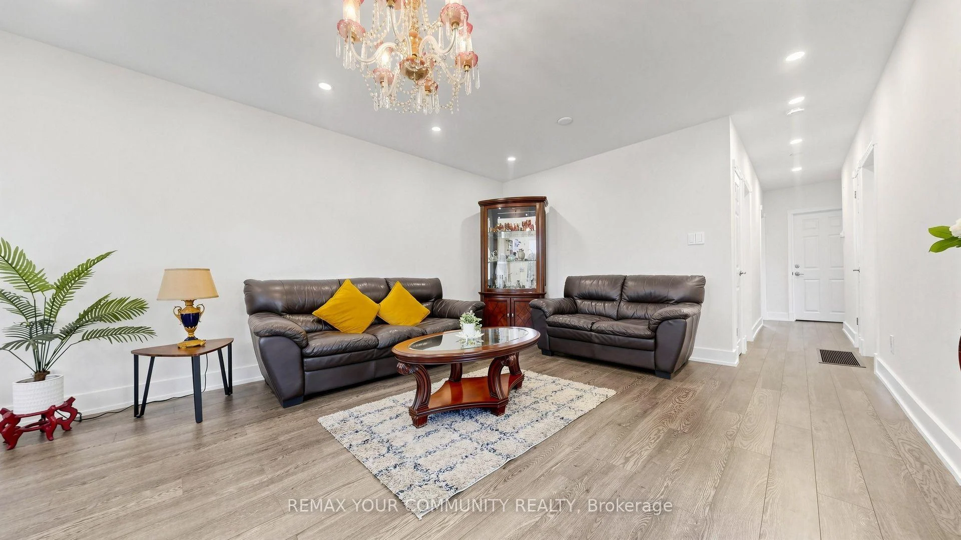 Photo 94 of 59 Davis Road, Aurora, Aurora Highlands — HOMEH