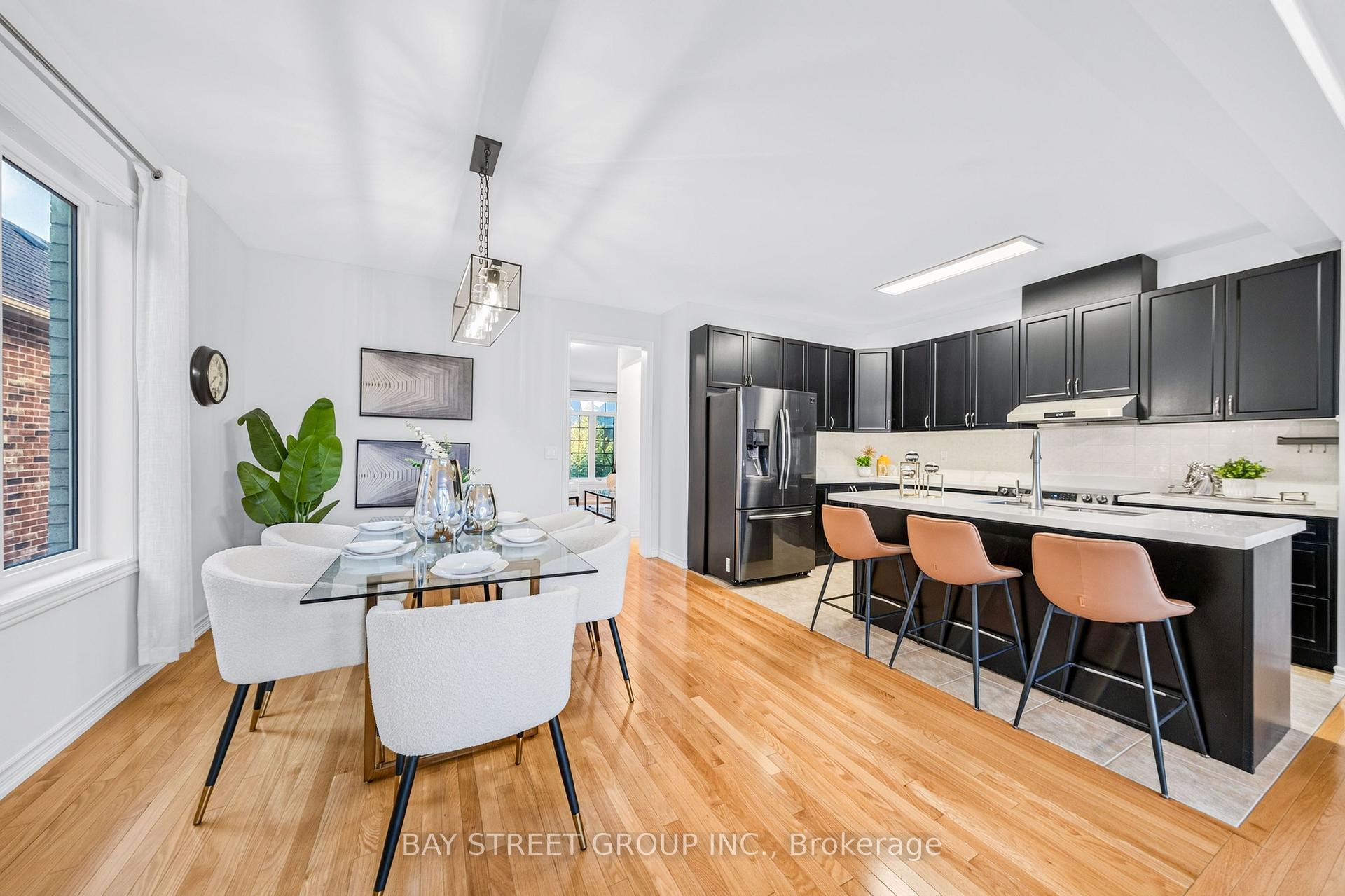 Photo 16 of 8 Zeng Cheng Drive, Markham, Victoria Square — HOMEH