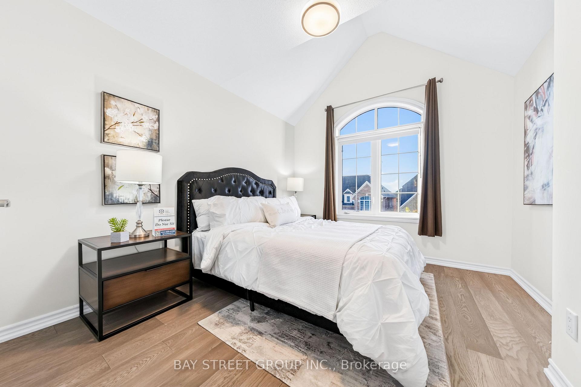 Photo 25 of 8 Zeng Cheng Drive, Markham, Victoria Square — HOMEH