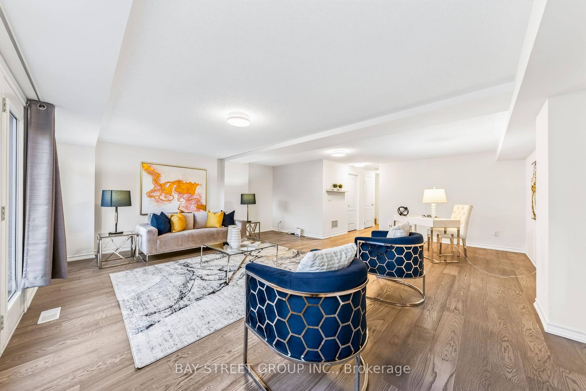 Photo 32 of 8 Zeng Cheng Drive, Markham, Victoria Square — HOMEH
