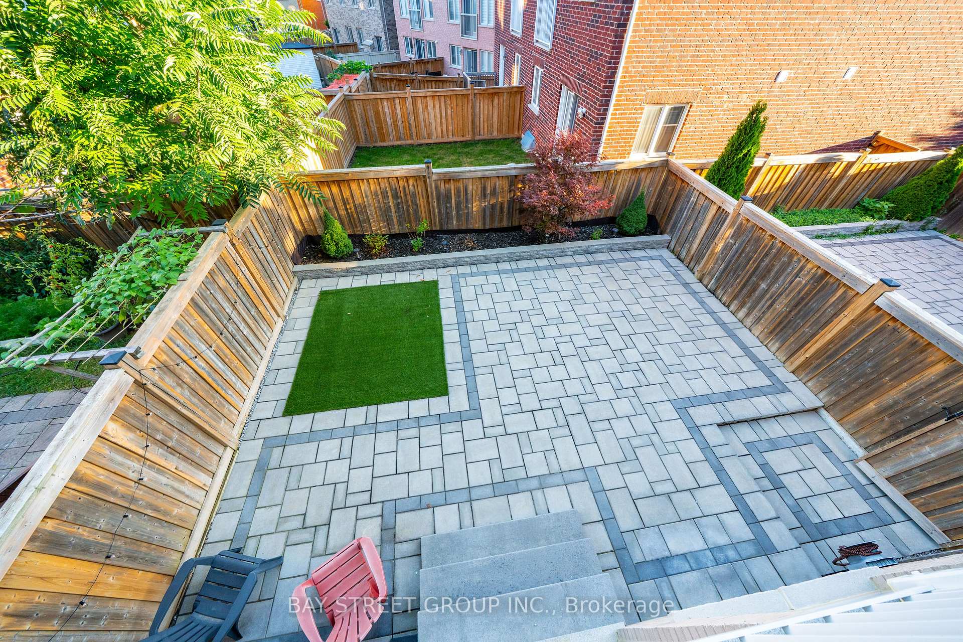 Photo 34 of 8 Zeng Cheng Drive, Markham, Victoria Square — HOMEH