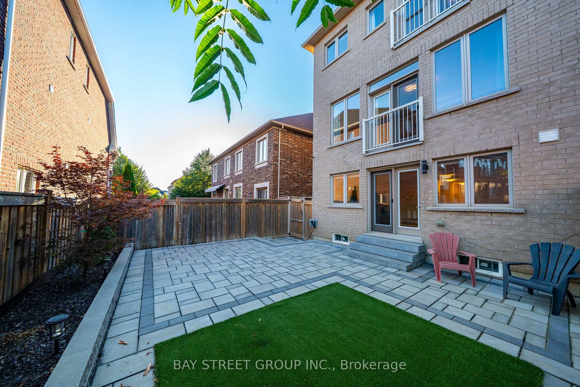 Photo 35 of 8 Zeng Cheng Drive, Markham, Victoria Square — HOMEH