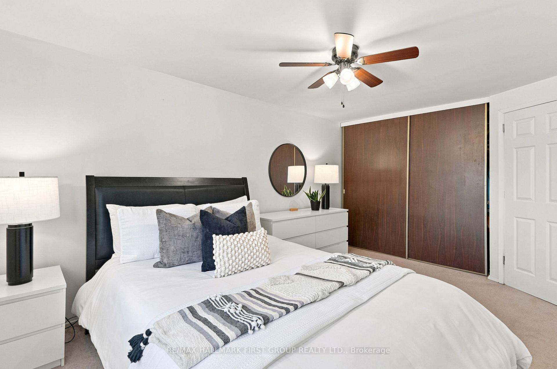 Photo 11 of Unit 23, 33 Taunton Road E, Oshawa, Centennial — HOMEH
