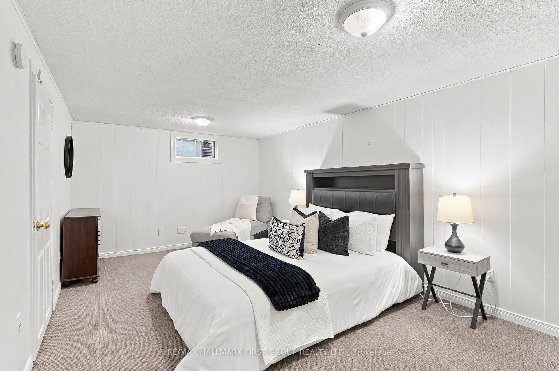 Photo 15 of Unit 23, 33 Taunton Road E, Oshawa, Centennial — HOMEH