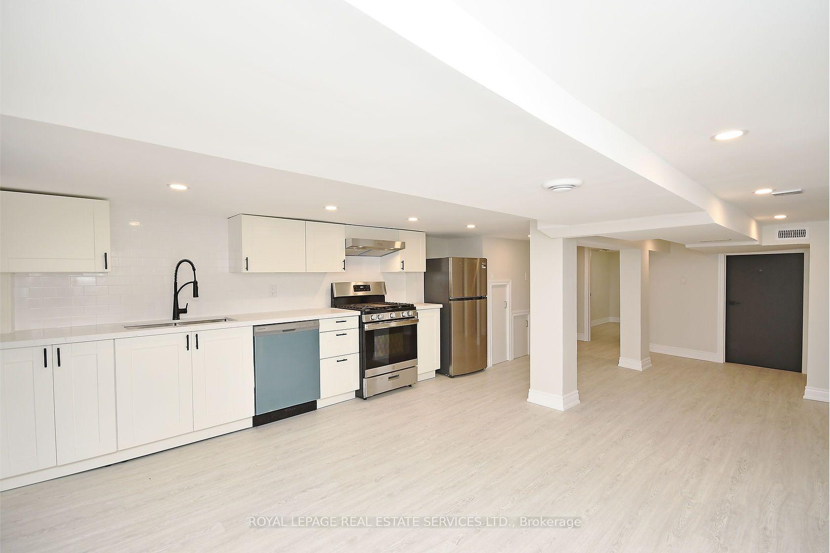 Photo 5 of Unit lower, 47 Emerald Street N, Hamilton, Landsdale — HOMEH