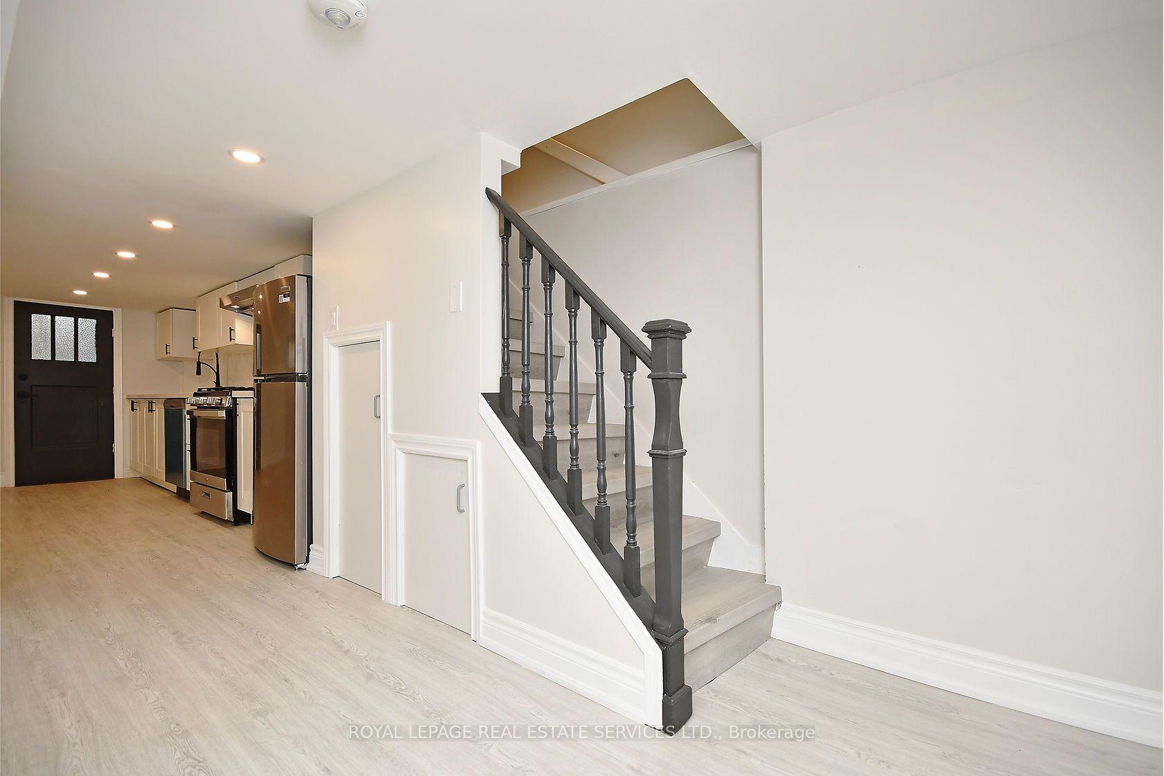 Photo 6 of Unit lower, 47 Emerald Street N, Hamilton, Landsdale — HOMEH
