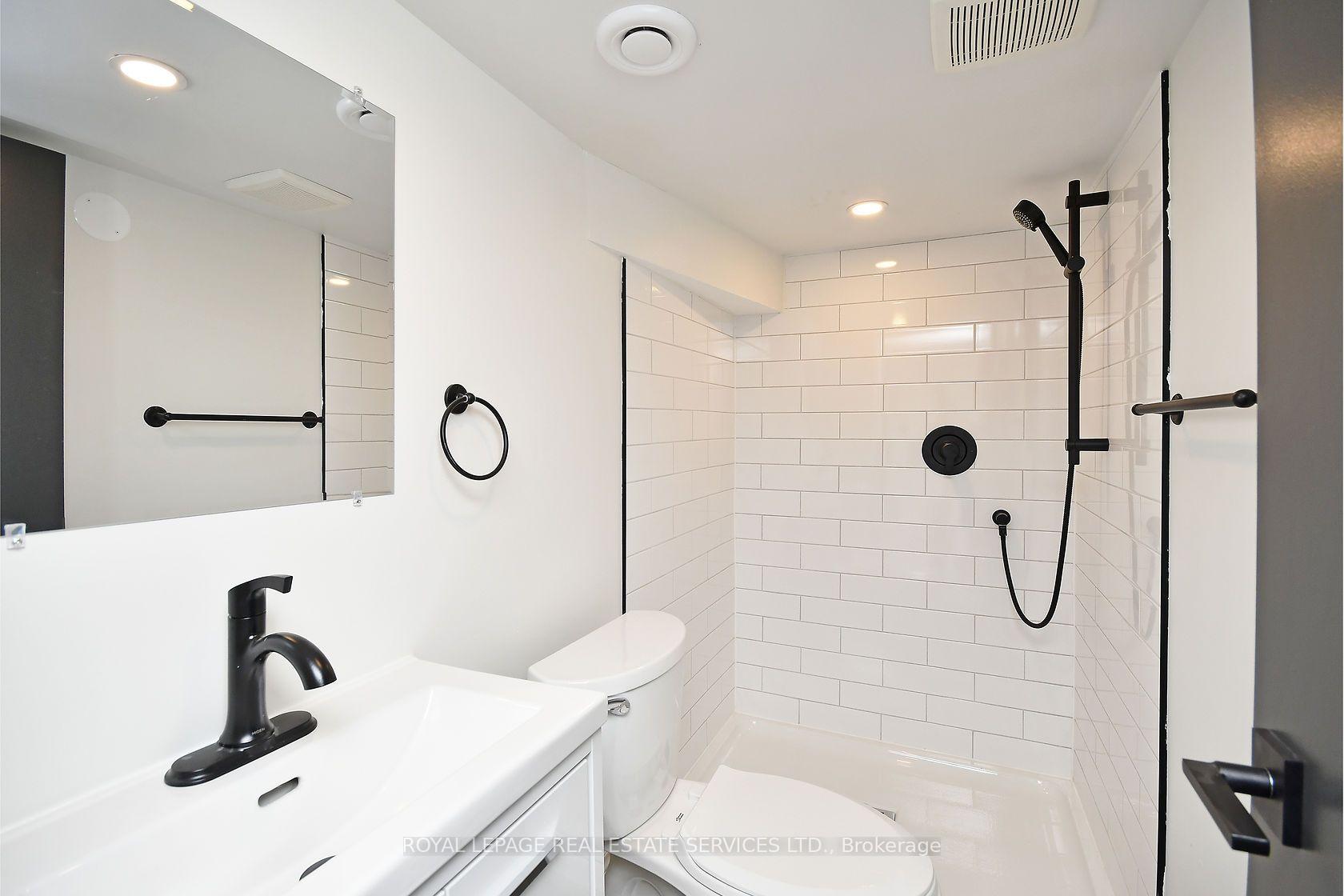 Photo 9 of Unit lower, 47 Emerald Street N, Hamilton, Landsdale — HOMEH