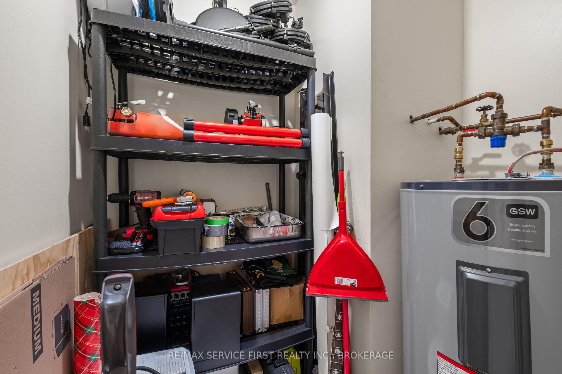 Photo 15 of Unit 105, 550 Talbot Place, Gananoque, Gananoque — HOMEH