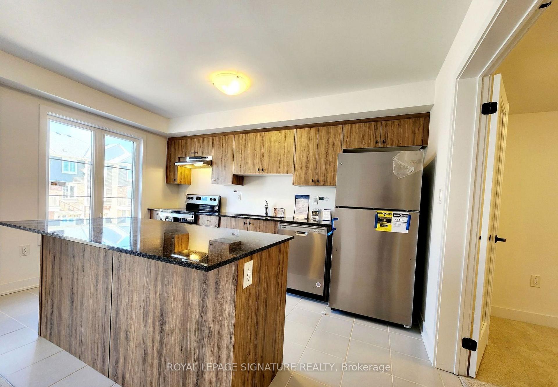 Photo 6 of 32 Silo Mews, Barrie, Innis-Shore — HOMEH