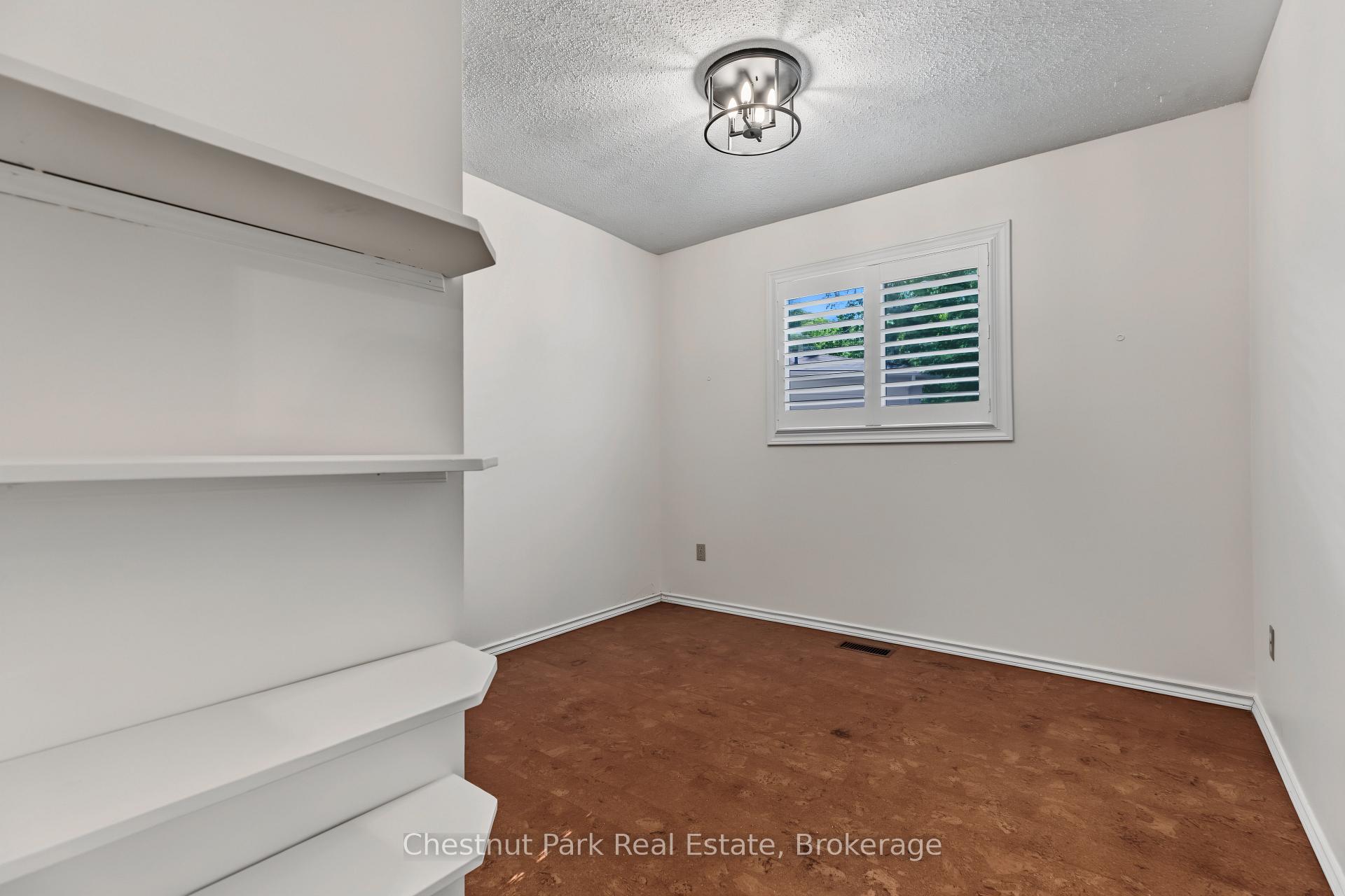 Photo 23 of 280 8th Avenue E, Owen Sound — HOMEH