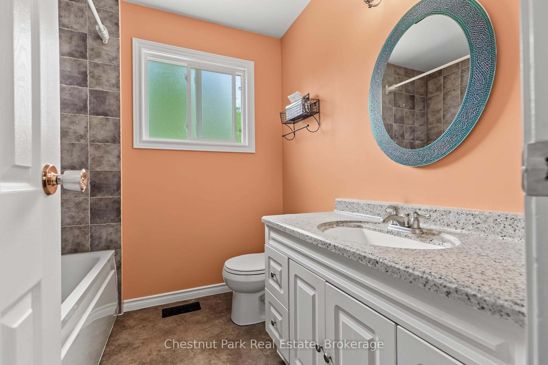 Photo 25 of 280 8th Avenue E, Owen Sound — HOMEH