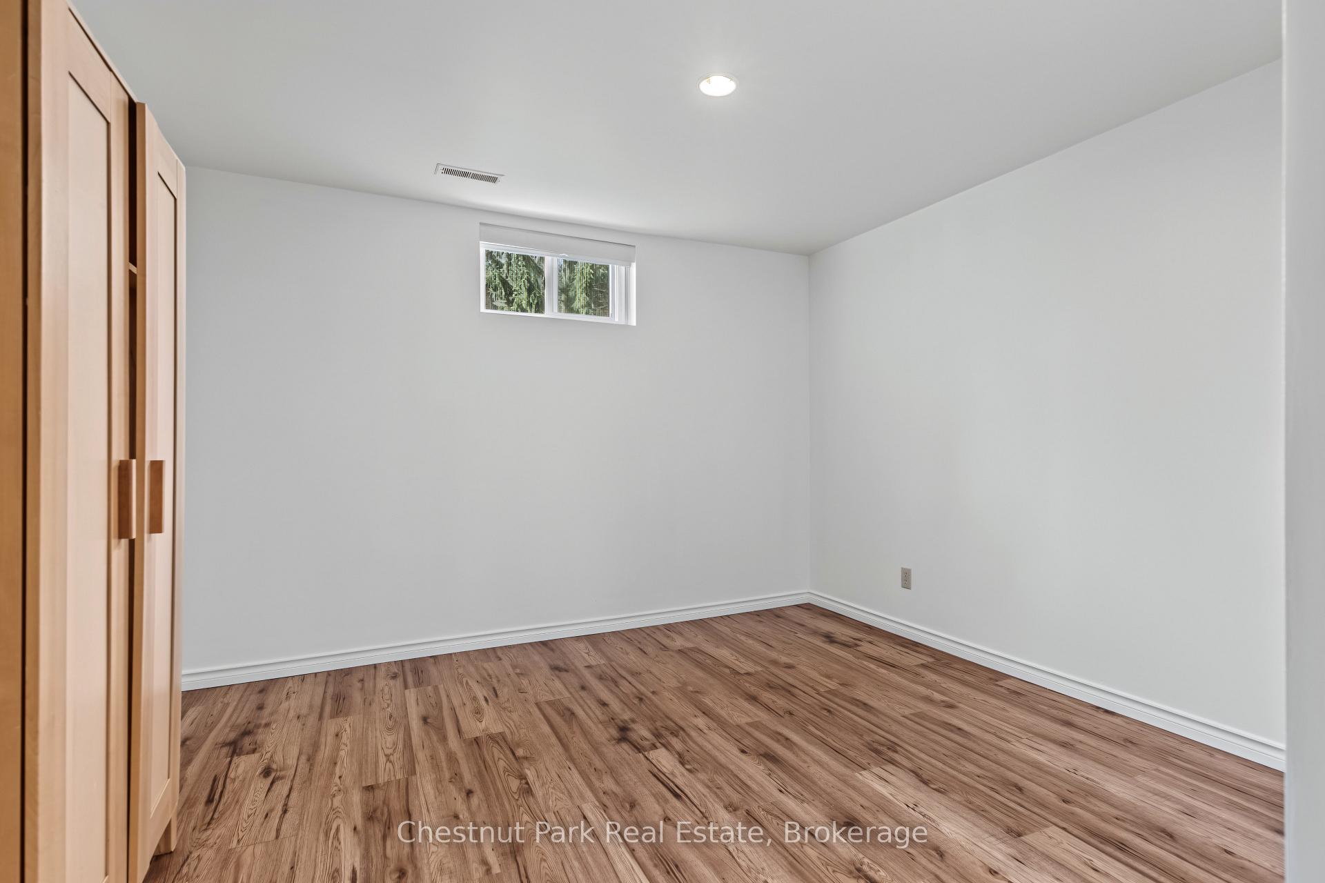 Photo 30 of 280 8th Avenue E, Owen Sound — HOMEH