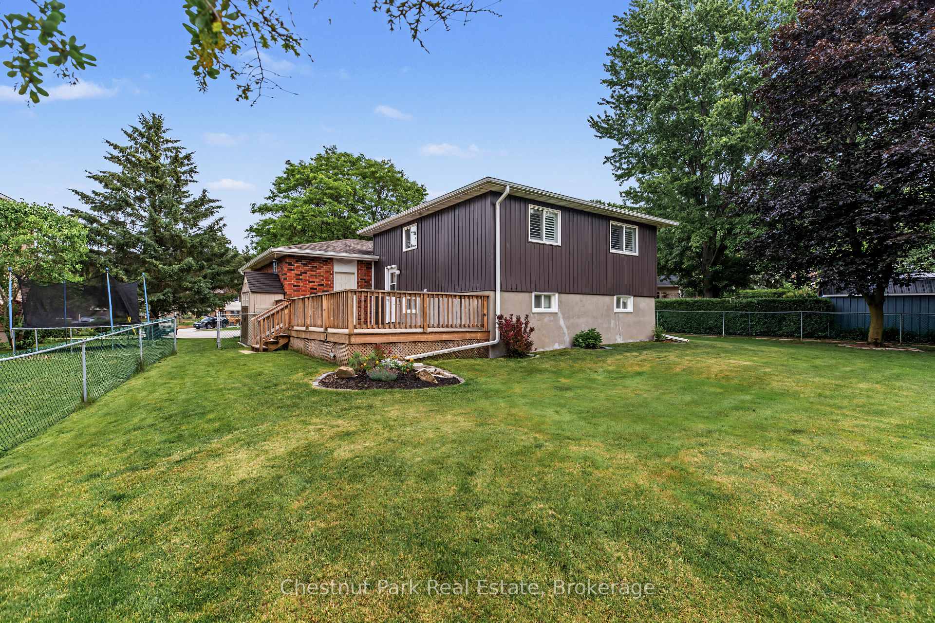 Photo 41 of 280 8th Avenue E, Owen Sound — HOMEH