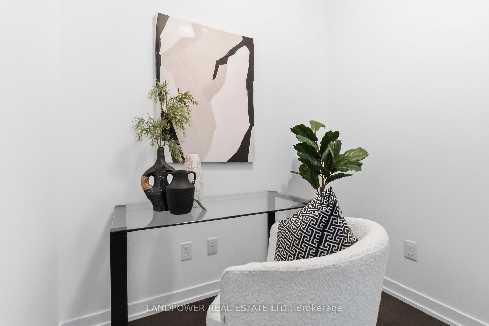 Photo 5 of Unit PH6, 105 George Street, Toronto, Moss Park — HOMEH