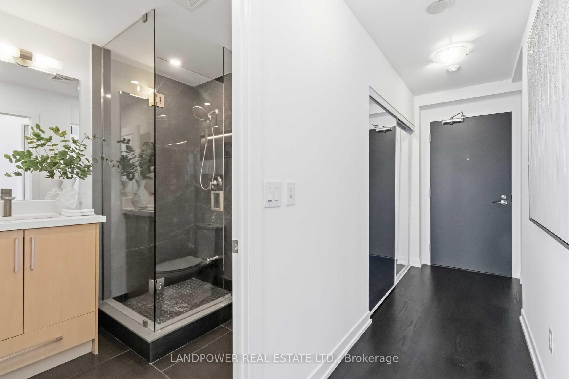 Photo 6 of Unit PH6, 105 George Street, Toronto, Moss Park — HOMEH