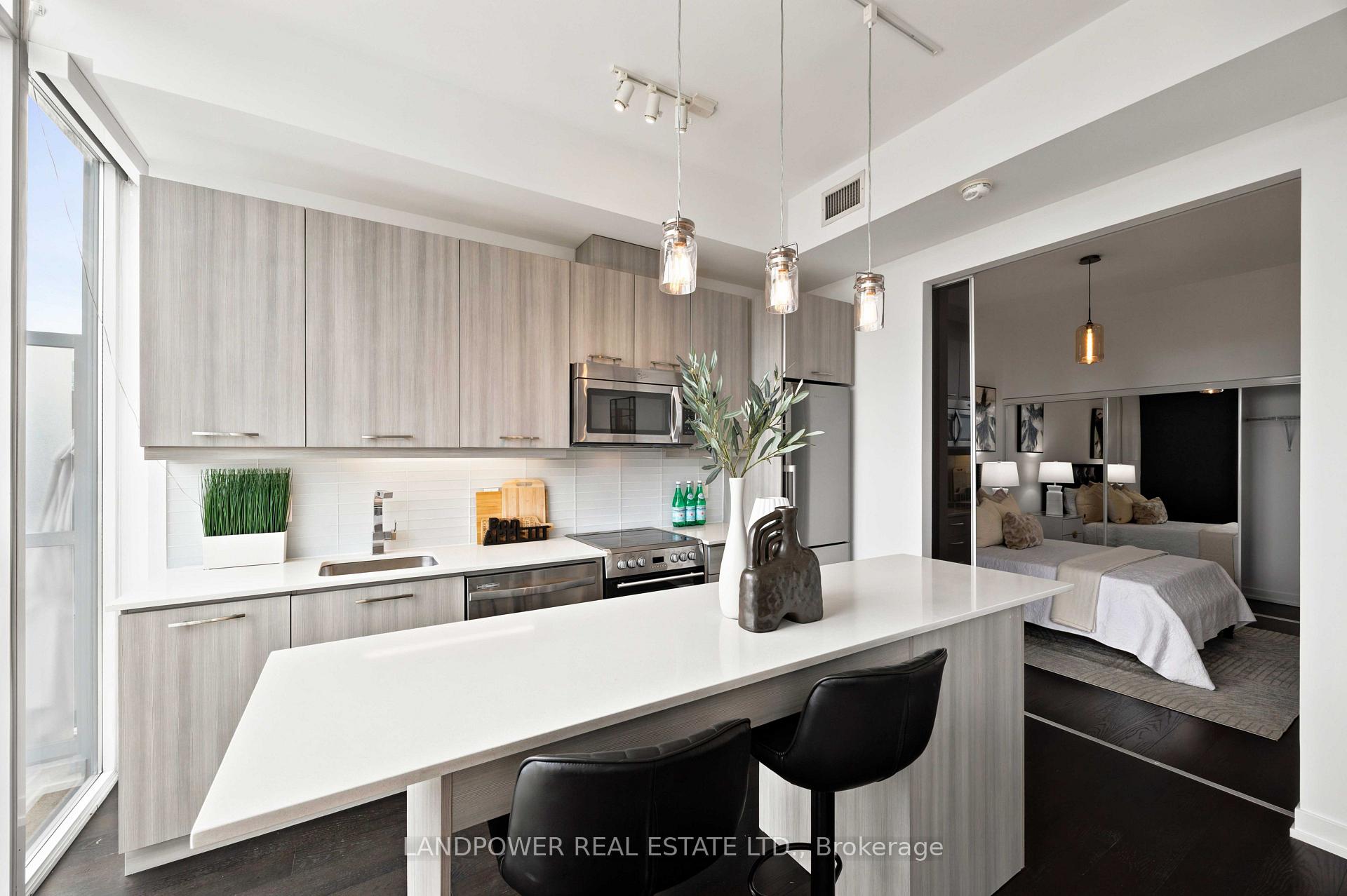 Photo 16 of Unit PH6, 105 George Street, Toronto, Moss Park — HOMEH