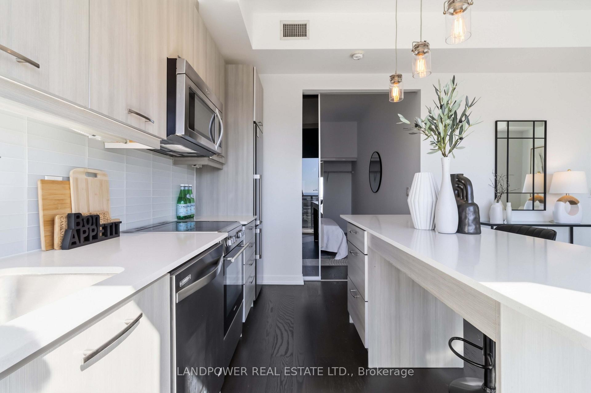 Photo 25 of Unit PH6, 105 George Street, Toronto, Moss Park — HOMEH